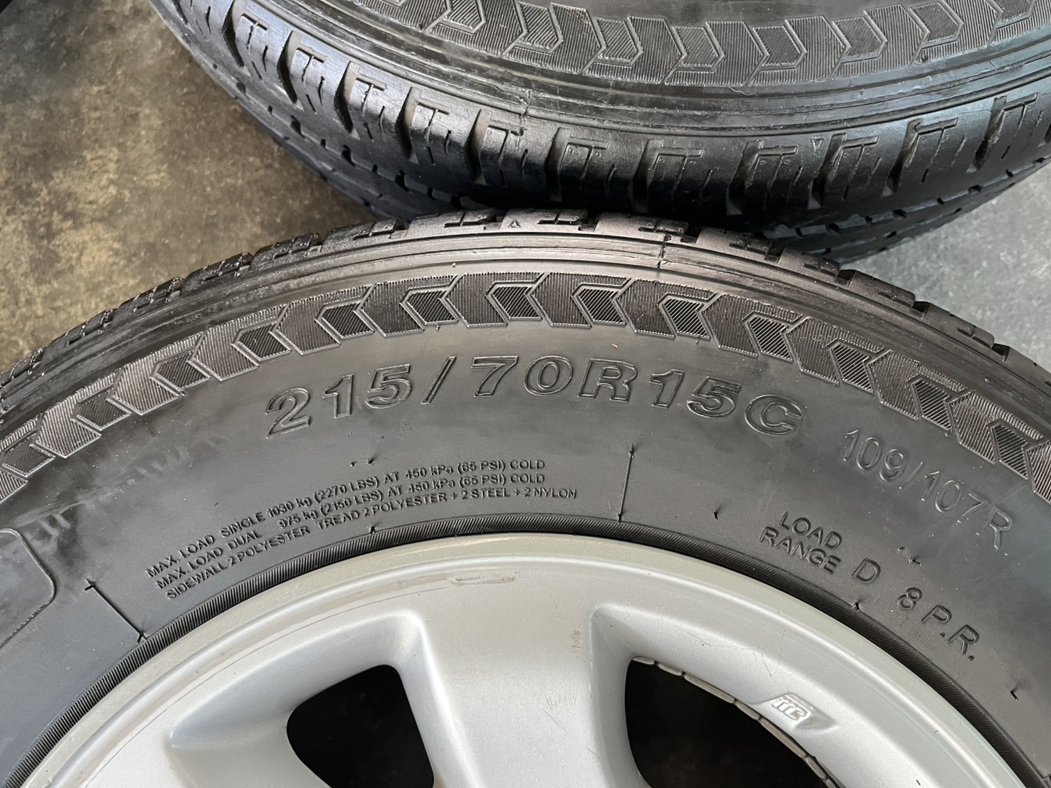 ✨ล้อแม็ก 6รู139✨Toyota Sport Rider D4D ขอบ 15 แถมยาง 215-70-15 Goodride ปี 23