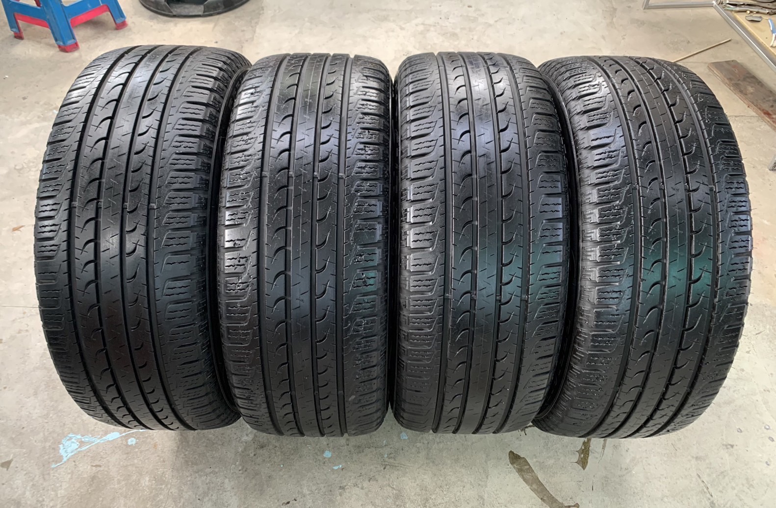 ✨ล้อแม็ก✨Ford Everest Next-Gen รุ่นใหม่ล่าสุด ขอบ 20 พร้อมยาง 265-50-20 GoodYear ปี 20