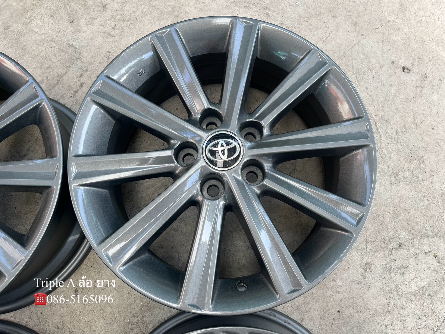 ✨ล้อแม็ก 5รู114✨Toyota Camry (ลาย 10 ก้าน) ขอบ 17 สีเทา💖สวยกริ๊บ💖