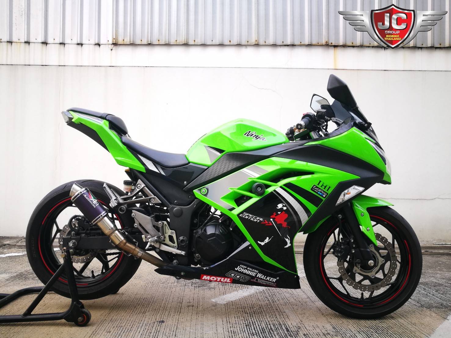 รถสวยใสแบบนี่นานๆทีเข้ามาไมล์วิ่ง 6,xxx โล