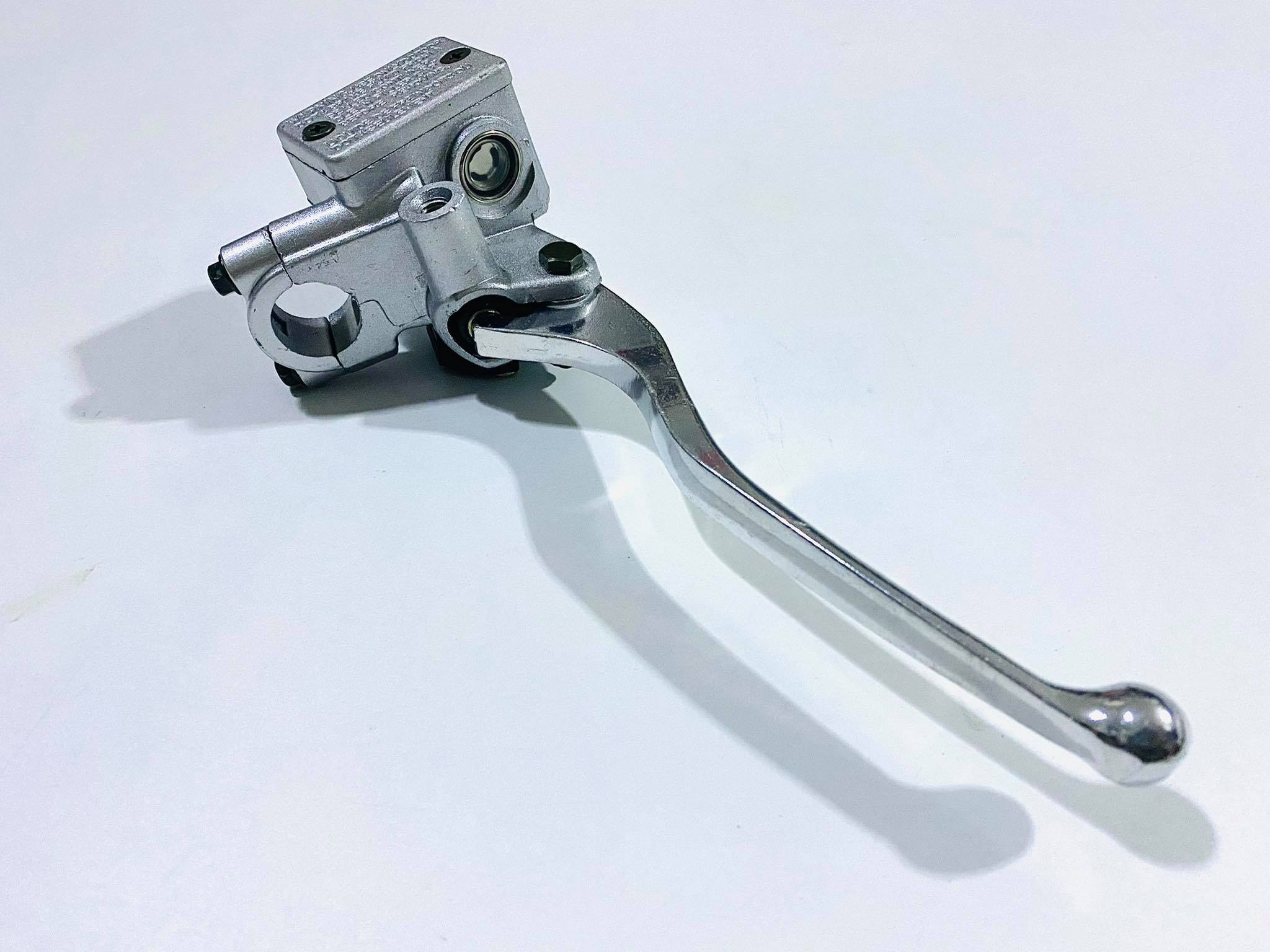 ปั้มดิสเบรคบนสแมช smash ชุบ