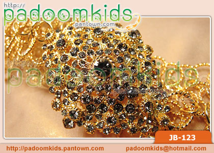 เข็มขัด 2 ห่วง สี่เหลี่ยมขนมเปียกปูน