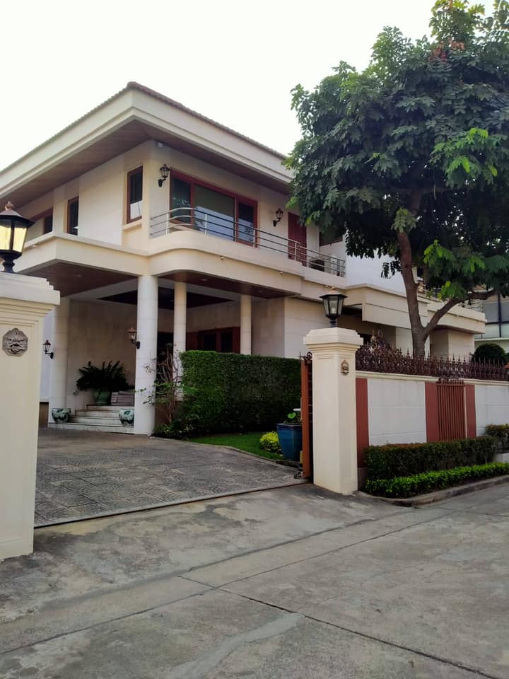 ส่งของๆๆ หิน Silver Grey สวยๆ หมู่บ้านออคิดวิลล่า ถ.ประดิษฐ์มนูธรรม