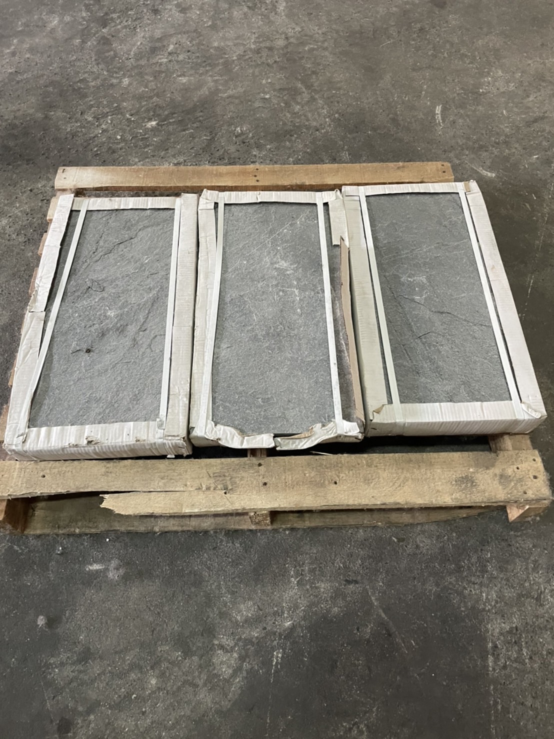 หินแผ่นสีเทา ขนาด 30x60 ซิลเวอร์เกรย หน้าธรรมชาติ