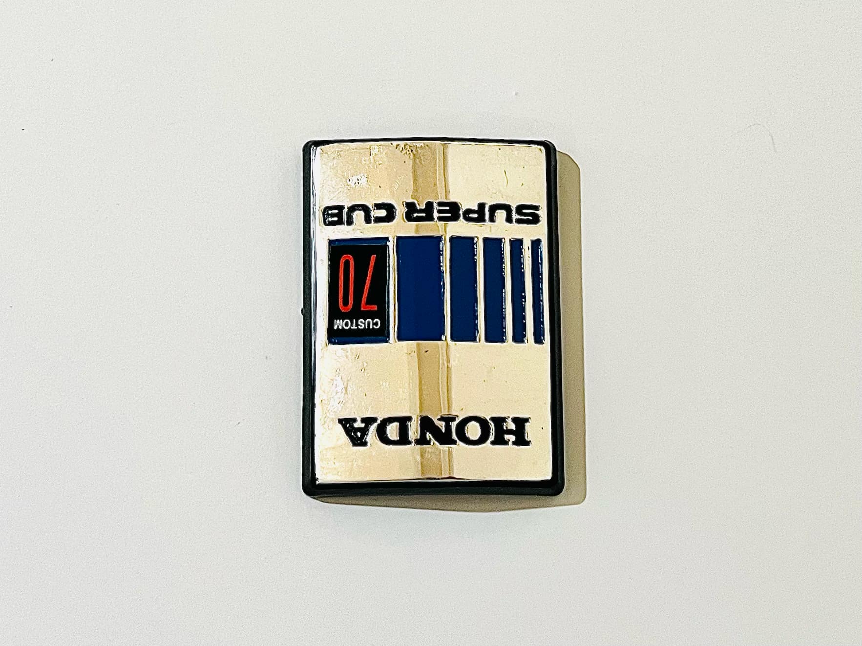 โลโก้ปิดแตร ซี700 C700 โลโก้ปิดแตรมอเตอร์ไซด์ซี700 C700 SUPER DELUXE 70 SUPER CUB 70 ดำ SUPER CUB 70 ฟ้า แจ้งลายในข้อความ