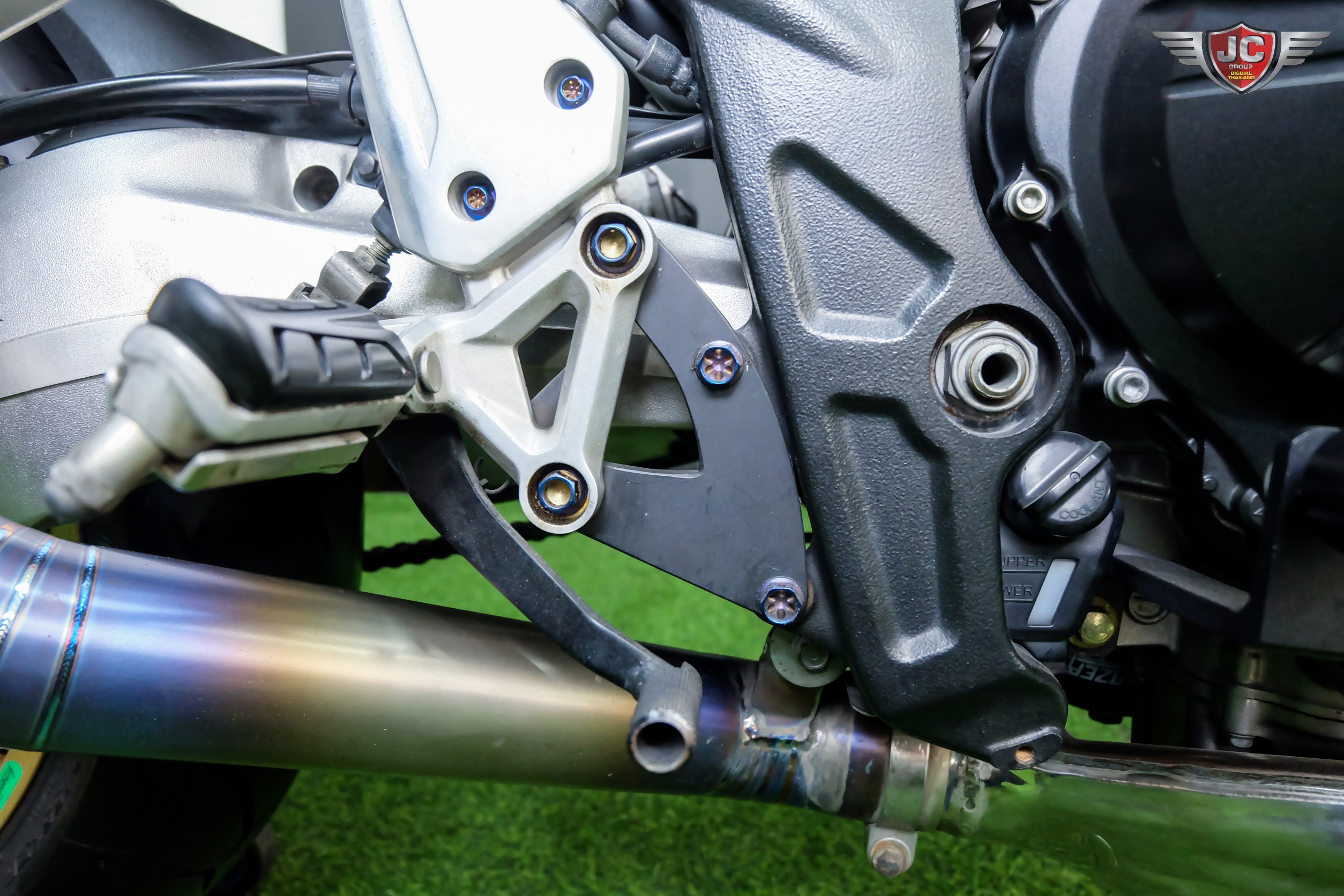 คนไทย...เอา"ไตร"ไปเลย‼️ CB650F Tri-colour ปลายปี 2015 ขี่นิ่มพร้อมใช้ยางใหม่....หาอยู่ต้องจัด 🤗