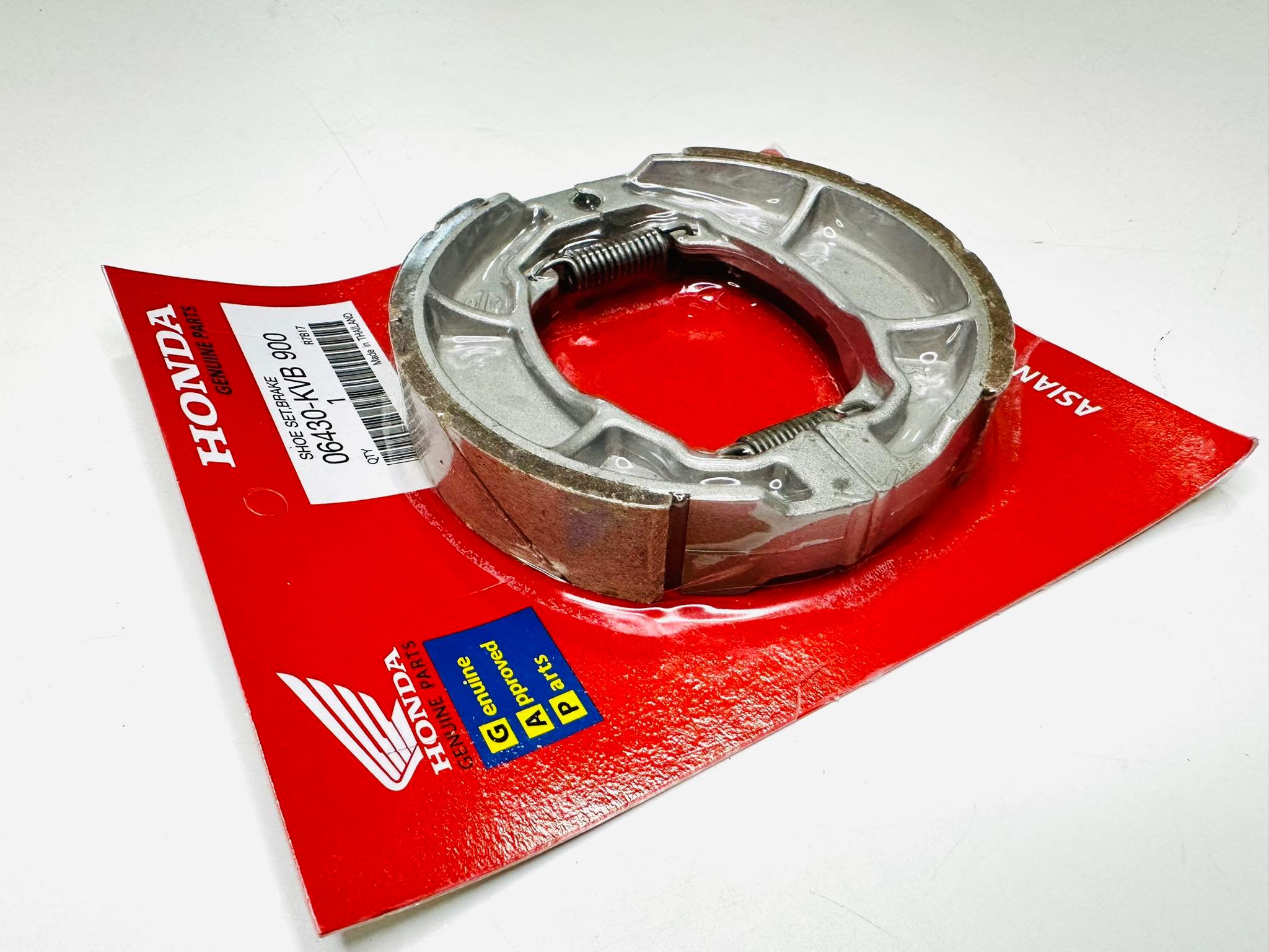 ผ้าเบรคหลังclick click125i scoopy i 1 ชุด L14