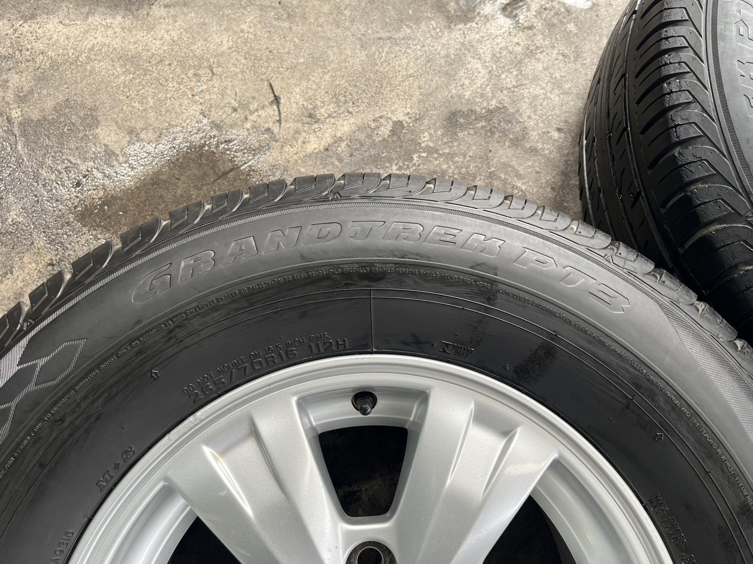 ✨ล้อแม็ก 6รู139✨Mitsu Pajero ขอบ 16 แถมยาง 265-70-16 Dunlop ปี 20