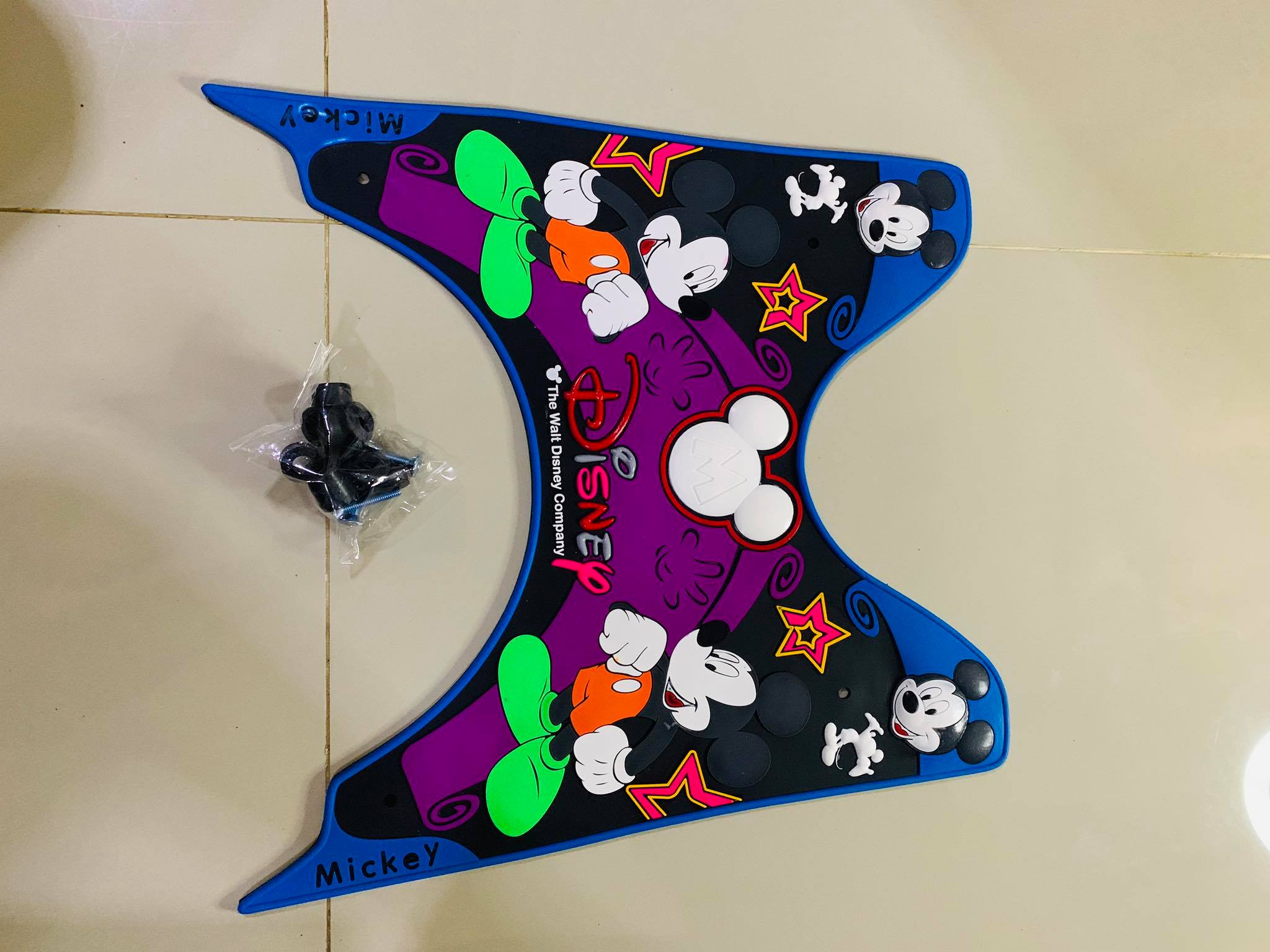 ยางปูพื้นมอเตอร์ไซด์ฟีโน่ตัวเก่า C