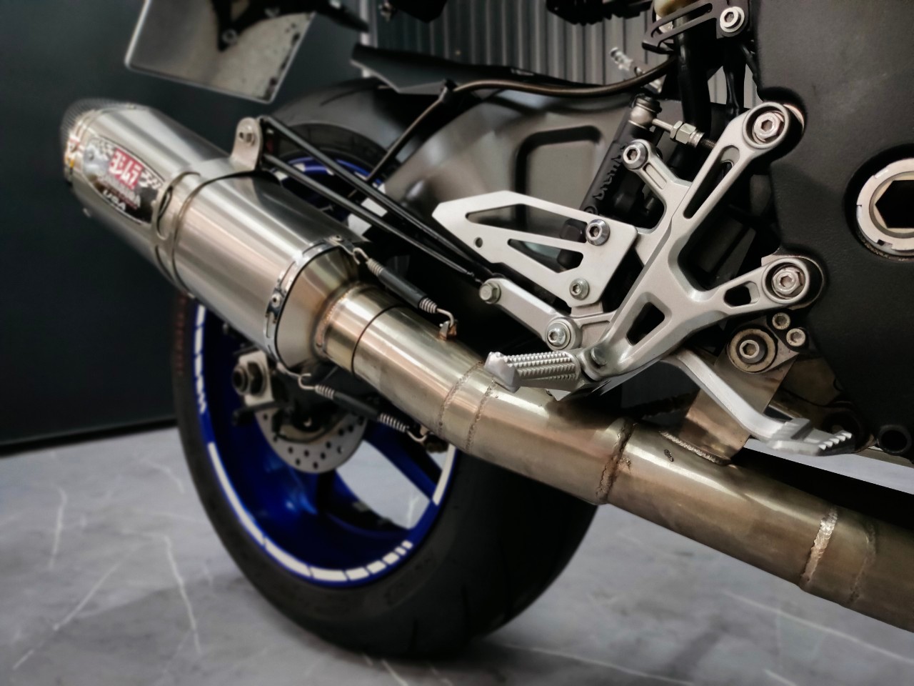 ถูกสุดในประเทศไทย‼️ กับพี่ใหญ่สายToque . . .YAMAHA MT-10 จดปี17 รถเกรดดี_มีดีที่ราคา พร้อมโปร (ดาวน์30%) ออกรถ 900 ไม่ค้ำ ⁉️