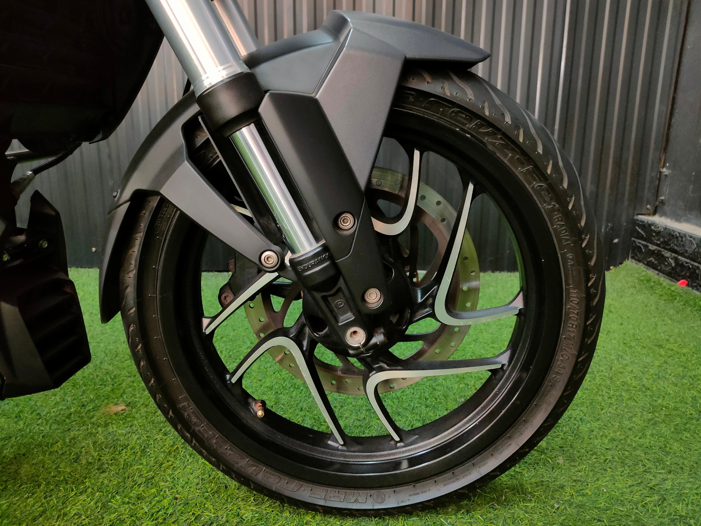 บอกเลย..."ผ่อนถูกกว่าเวฟมือ2‼️" 😱 Naked แต่งทัวร์ริ่ง....DOMINAR D400 จดปี 2020 💸ออกโคตรถูกผ่อนโคตรสบาย💸