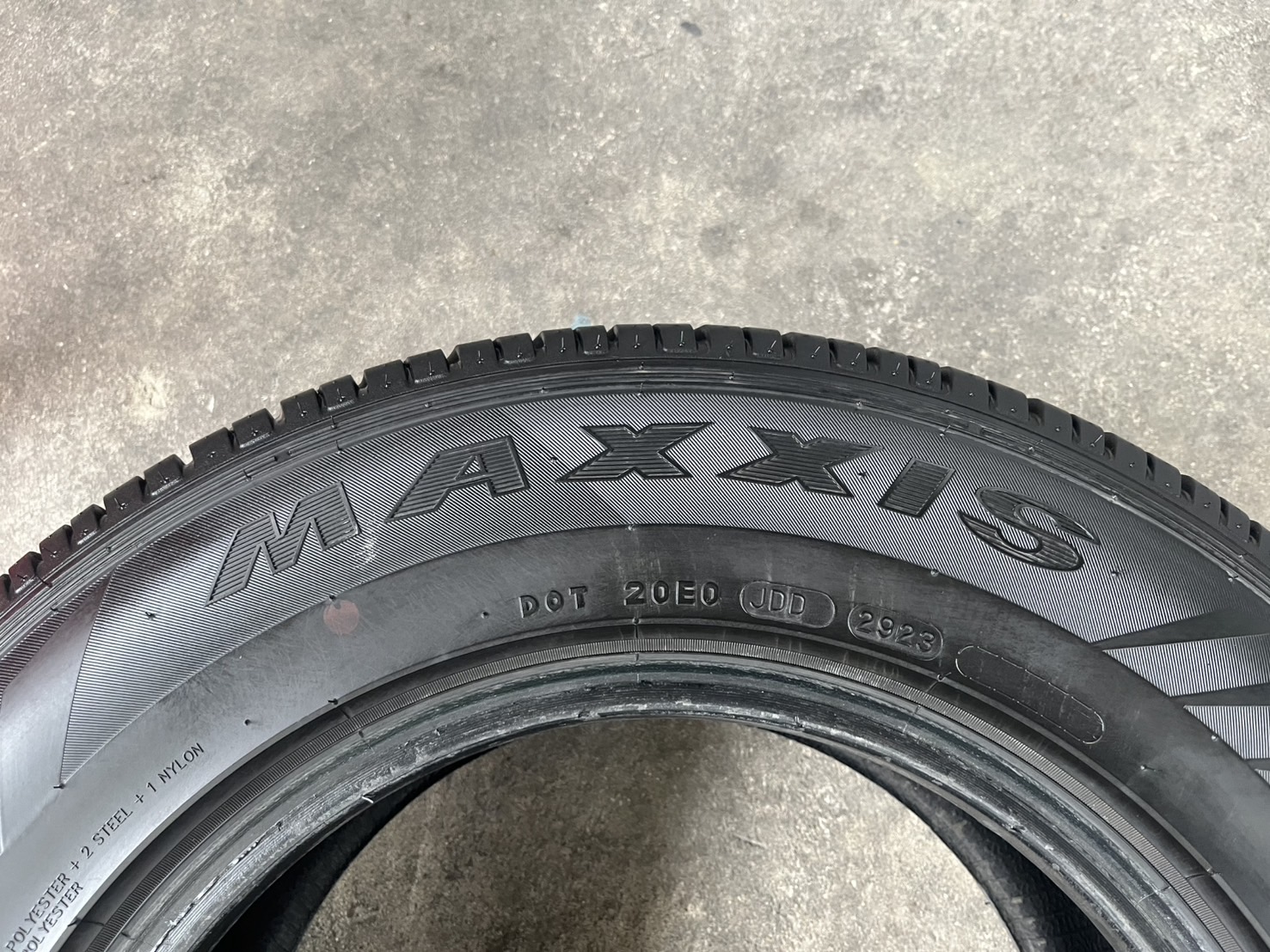 ✨ยาง✨215-70-15 Maxxis🌟ปี 23🌟💖สภาพสวย🚘ใส่กับ รถกระบะตัวเตี้ย ได้ทุกรุ่น