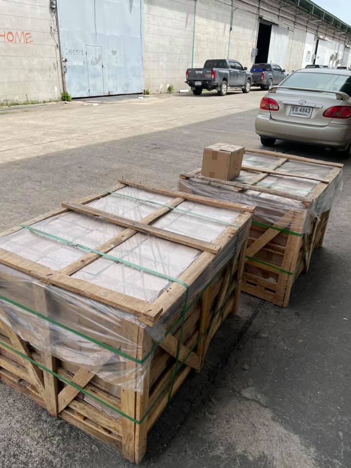 หินปูสระว่ายน้ำ Crystal Black หน้าพ่นทราย