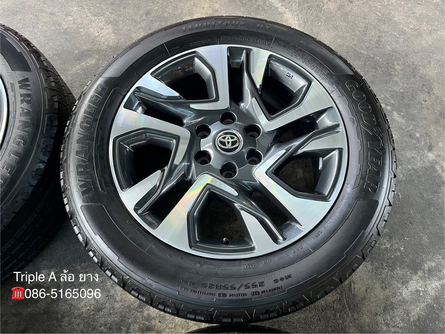 ✨ล้อแม็ก✨Toyota Fortuner Legender รุ่นใหม่ล่าสุด ขอบ 20 พร้อมยางน้องๆป้ายแดง 255-55-20 GoodYear🌟ปี 23🌟