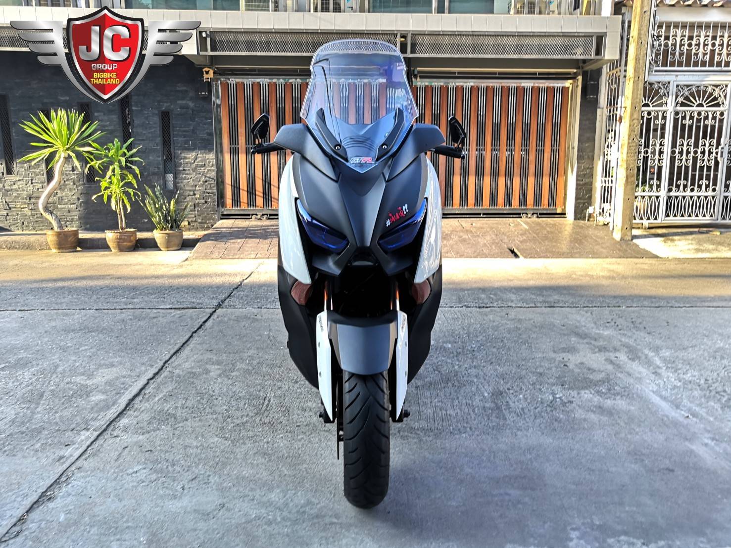 🧚นางฟ้าขาวๆอวบๆ✨Xmax300 (abs) ไมล์แท้ 13,xxx โล