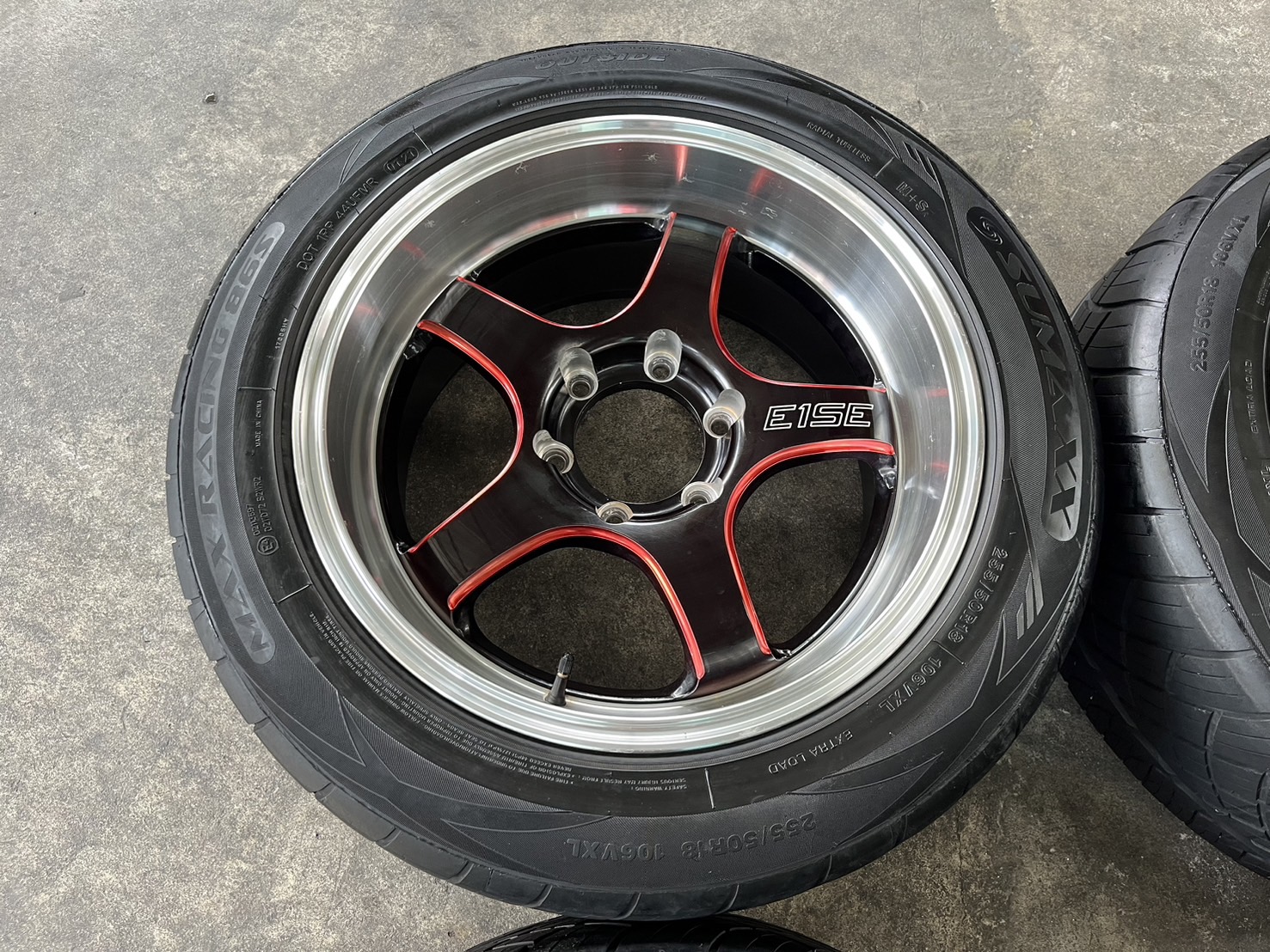 ✨ล้อแม็กแต่งพร้อมยาง✨6รู139✨E1SE ขอบ 18💖สภาพดี💖