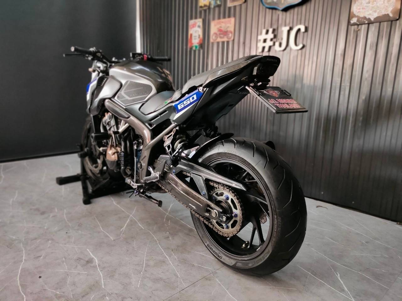 💥Honda CB650F ปี 2018 รถสีเทา warp สีเทา-น้ำเงิน 💥 แต่งครบทั้งคัน มีควิกชิฟเตะมันๆ ลั่นทุกเกียร์ 🏍💨