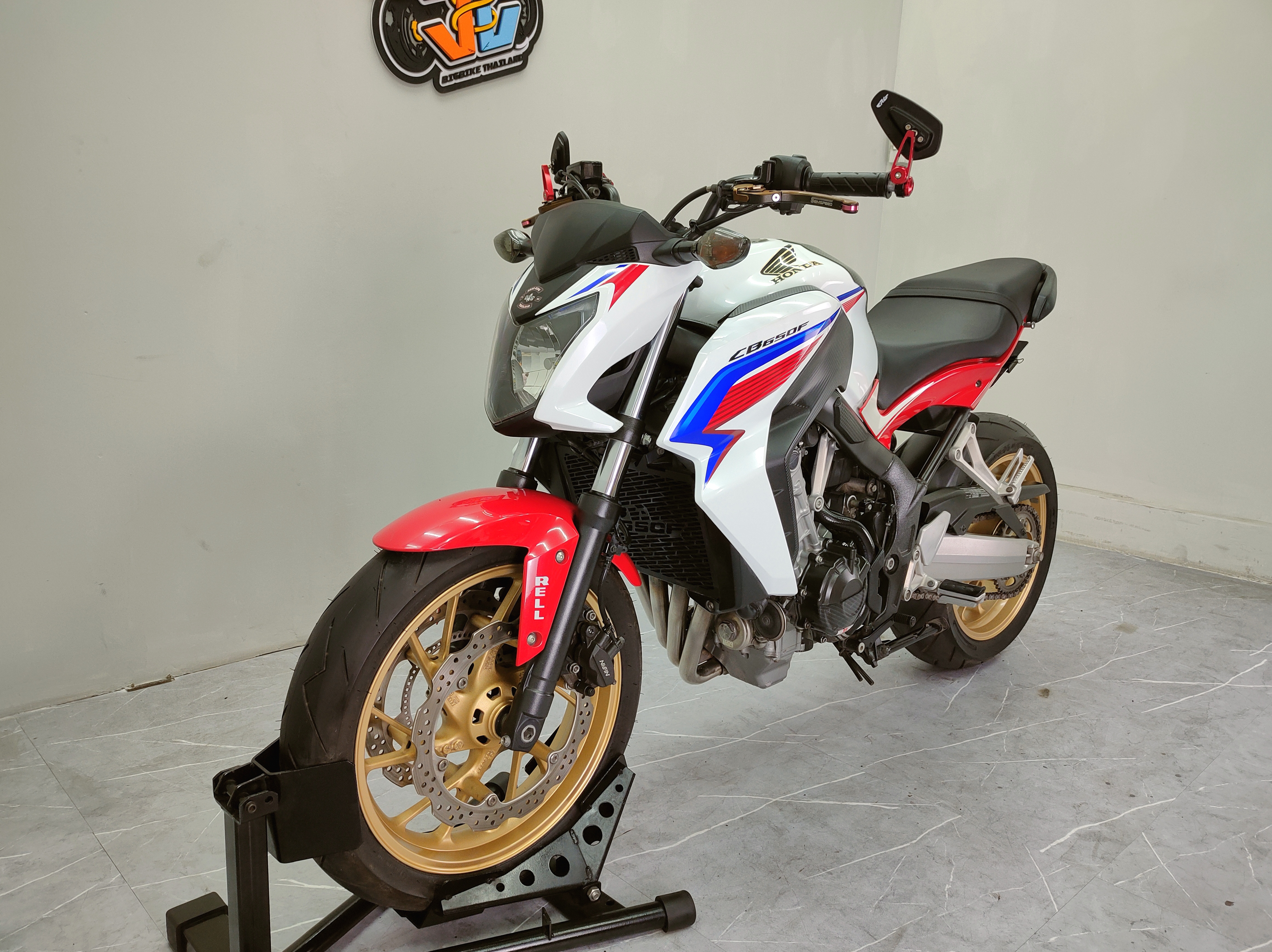 4 สูบเรียงผ่อน 3พันกว่า ⁉️ เข้าอีกลำ HONDA CB650F ปี 16 Tri-Colour ยอดนิยม 😘