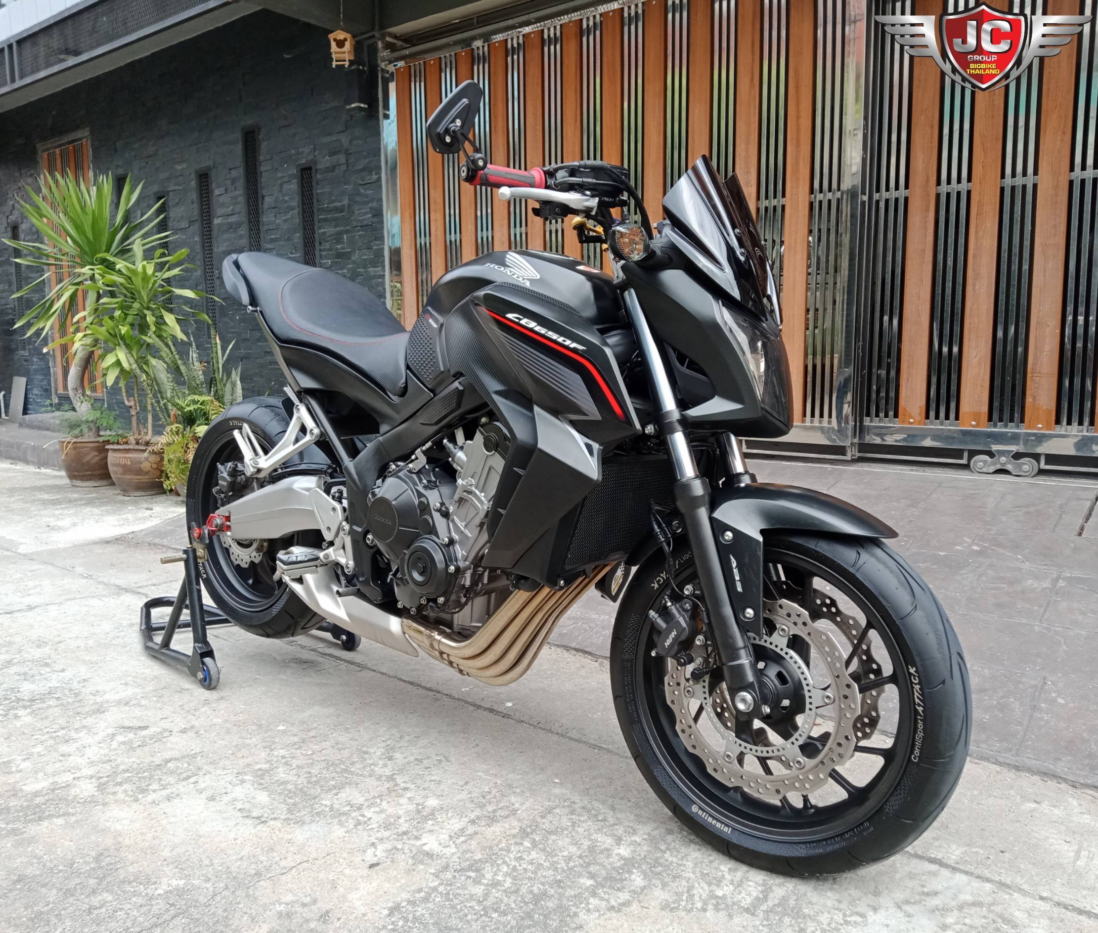 รถบ้านแท้นะจ๊ะ ออกรถ 8,000 จบทุกขั้นตอน(!) รวมค่าจัดไฟแนนซ์แล้ว ผ่อน 5,620*48 หรือ 4,905*60