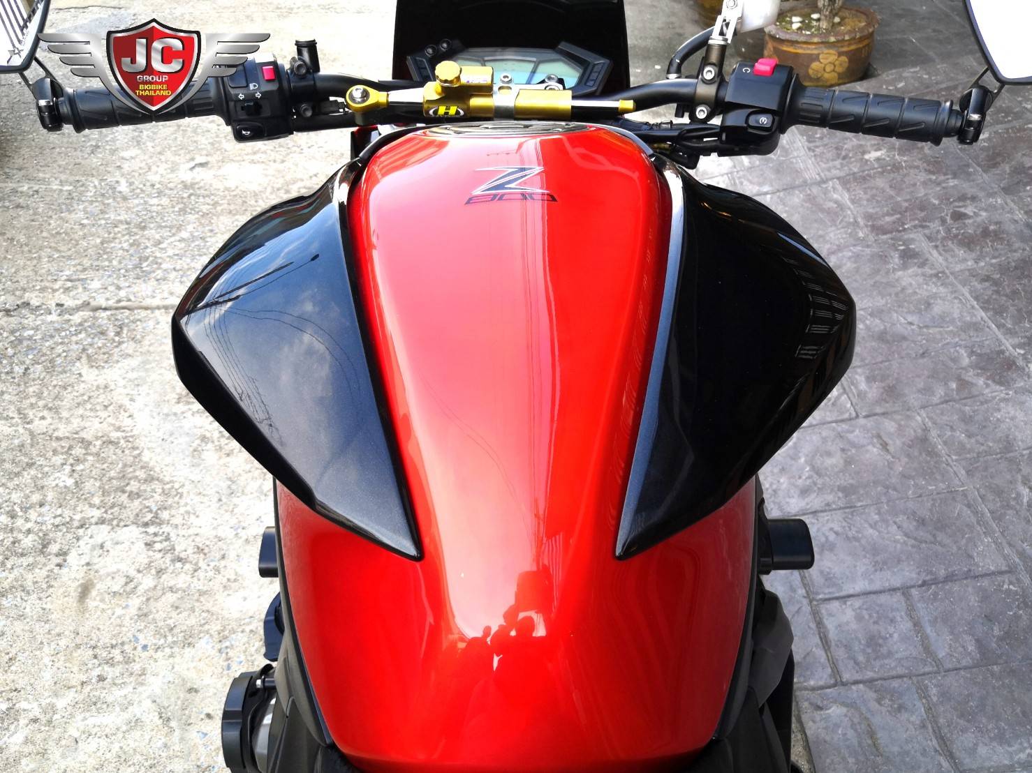 ใครไม่ทันคันก่อนรีบเลย "แต่งเยอะกว่า ราคาเบากว่าเดิม" Kawasaki #Z800 จดปลายปี 2014 🤗