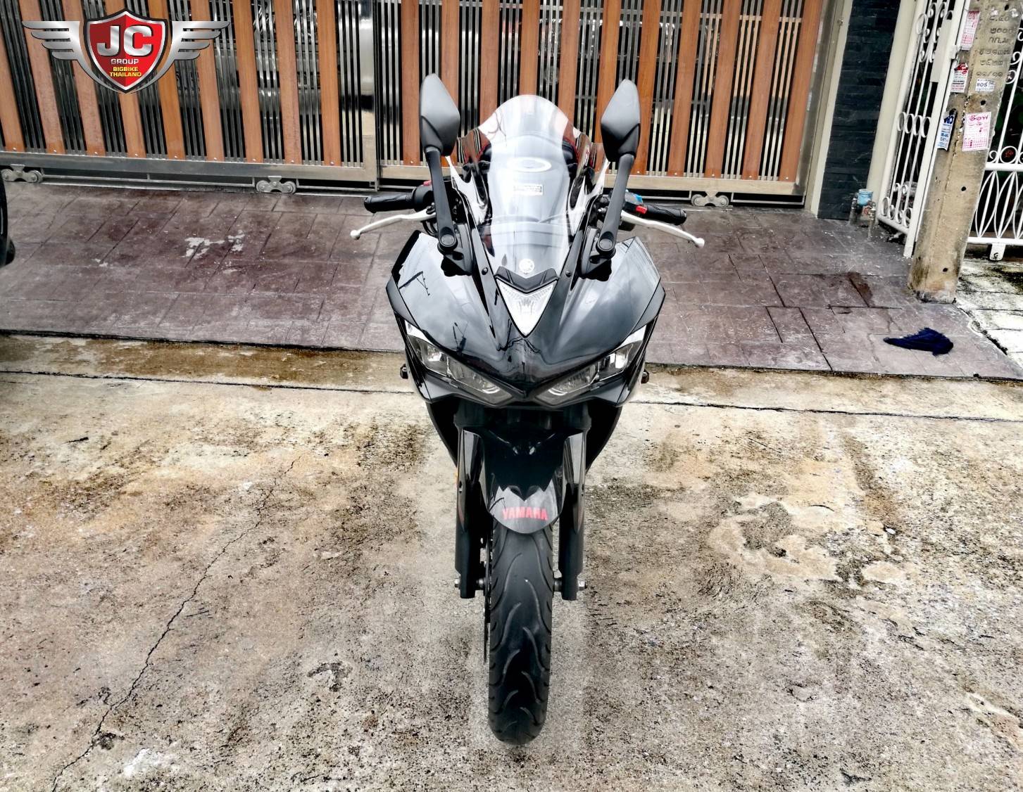 "หล่อซะขนาดนี้ ไม่จัดไม่ได้แล้ว"R-3 รถบ้านมือเดียว