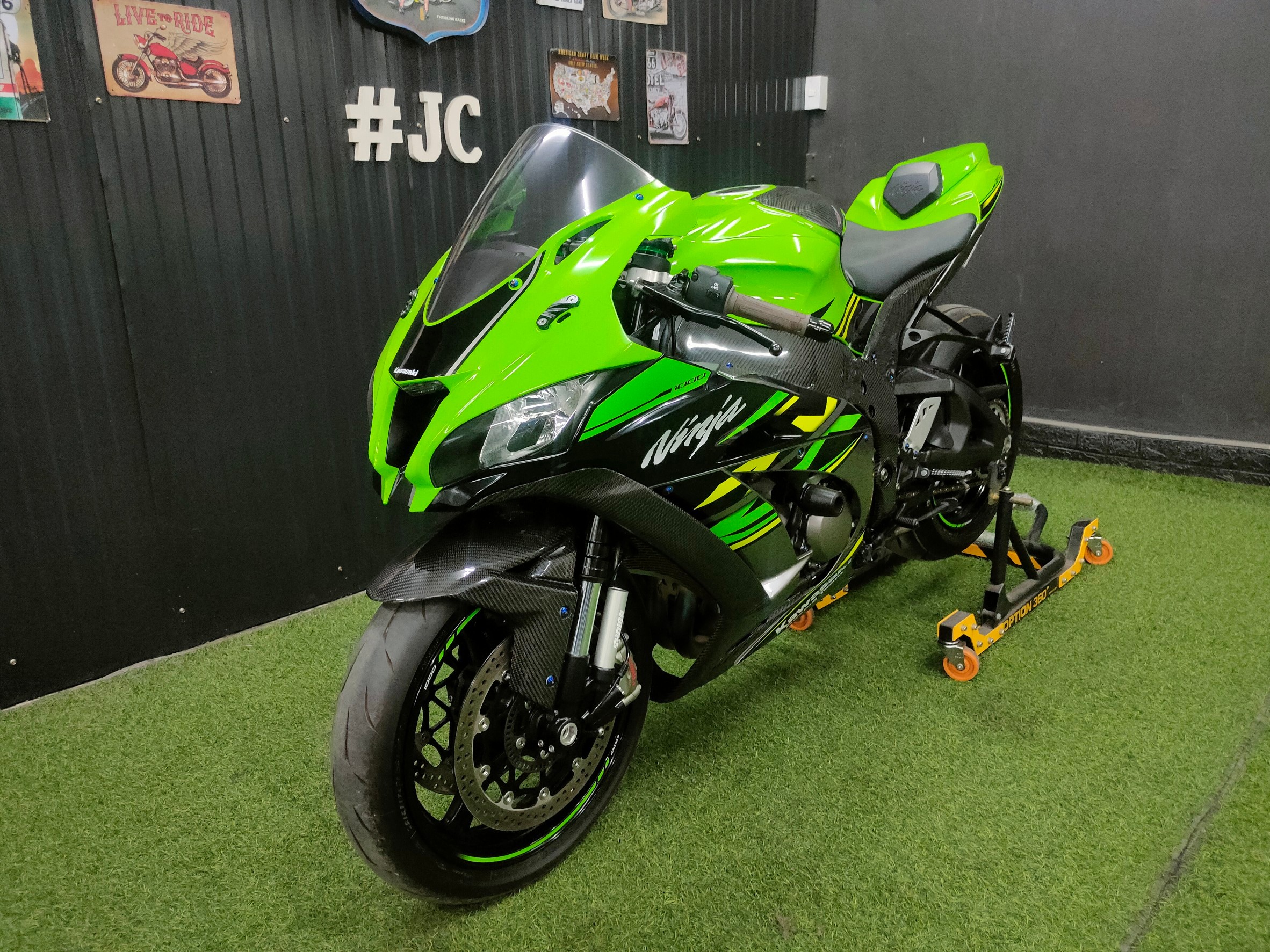 🔥 Rare มากๆคันนี้‼️ #ZX10R กับเลขไมล์ 1,275 กิโลแท้ ของแต่งรอบคัน 😱 รถปี18 สภาพแฝดป้ายแดง‼️