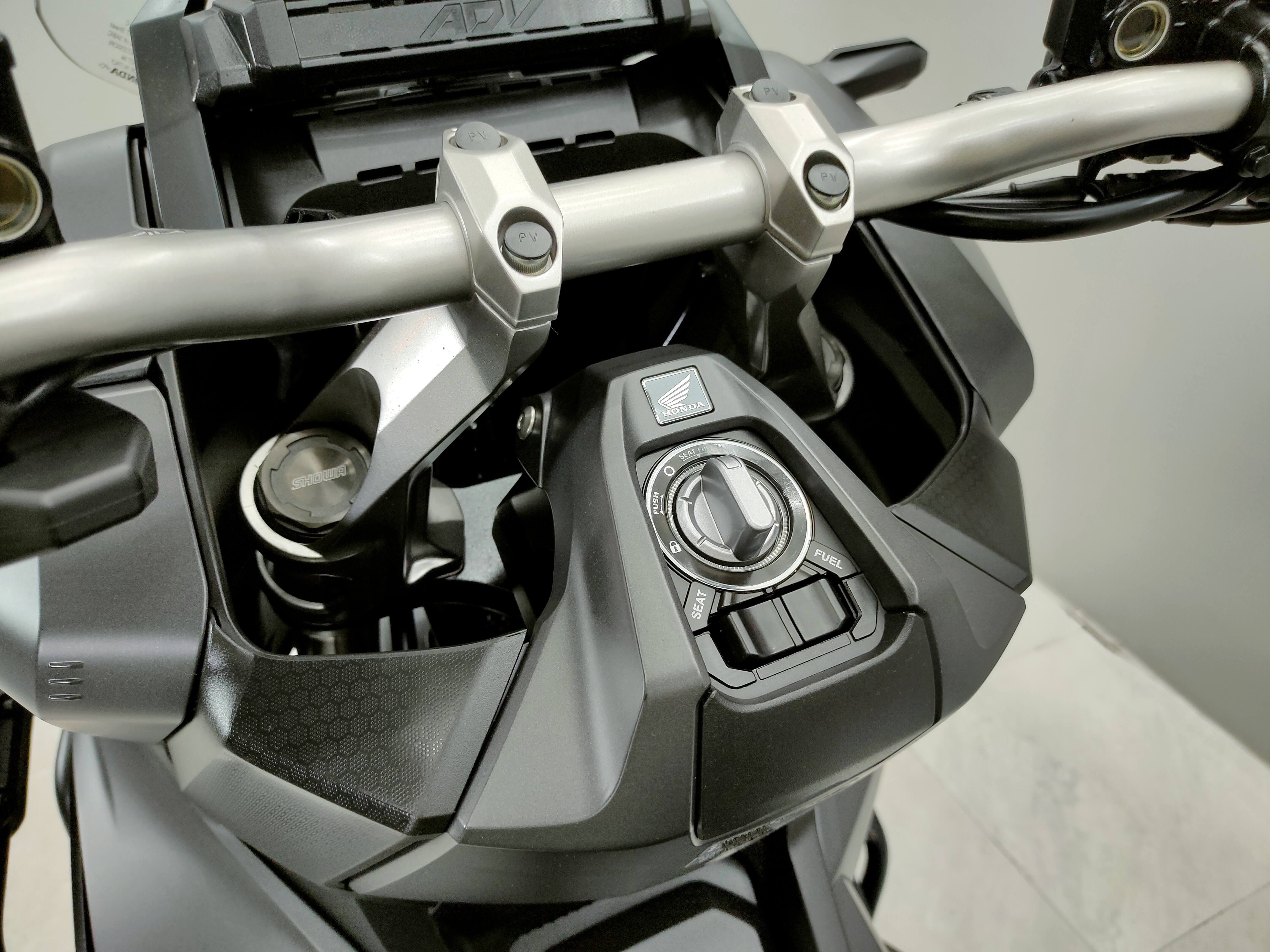 อย่างหล่อ HONDA #ADV350 แต่งแนวTouring ปลายปี 2023 วิ่งหลักพัน-โปรโมชั่นโคตรดีย์