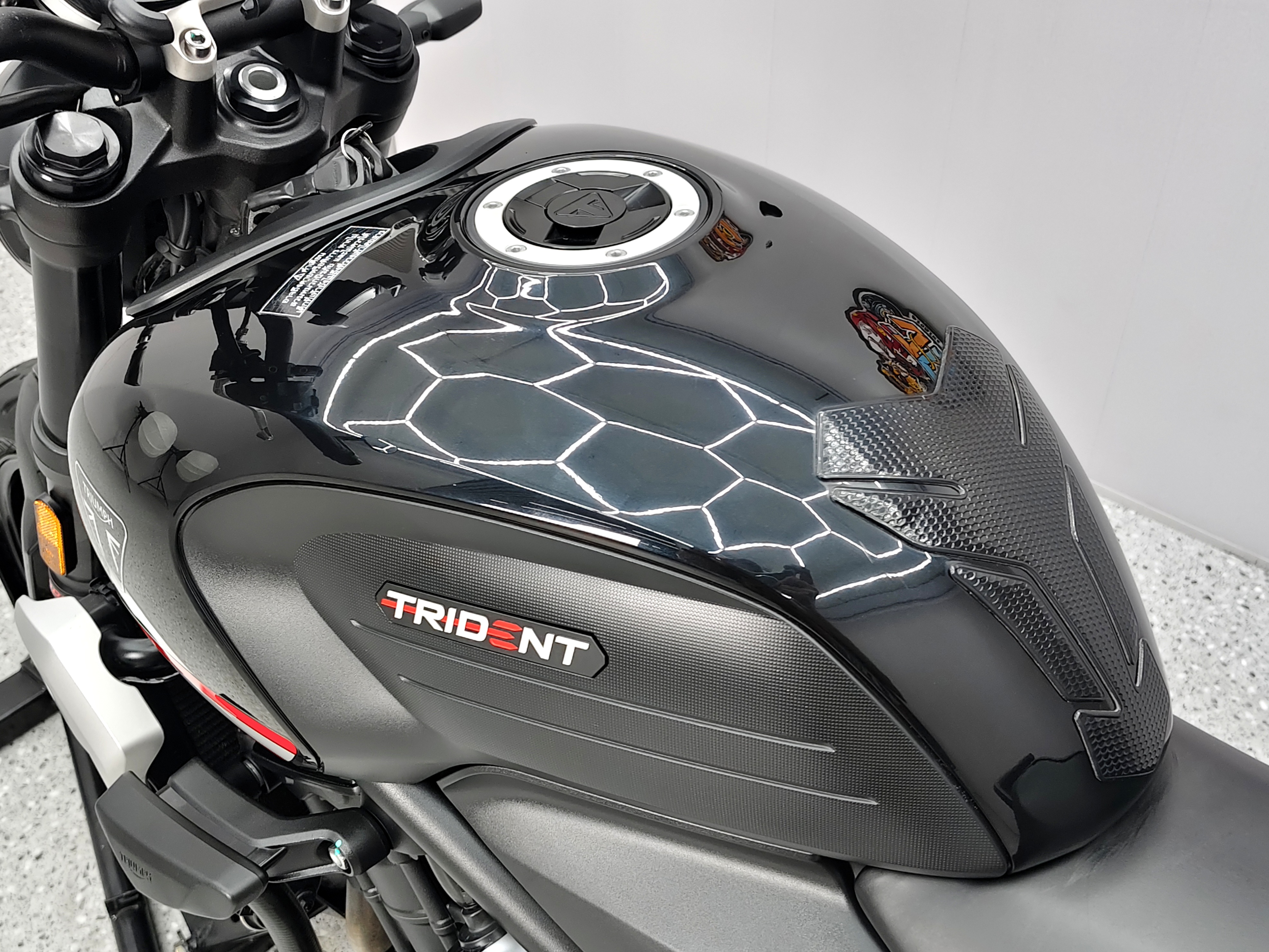 ขี่ดีคล่องตัว TRIUMPH TRIDENT660 ปี 2021 รถสวยวิ่งน้อยโปรโมชั่นโดนๆ