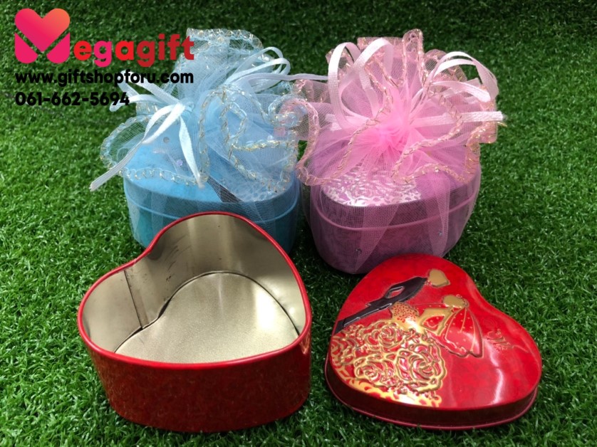 กล่องใส่รัก รูปหัวใจลายบ่าวสาวห่อผ้าฟู
