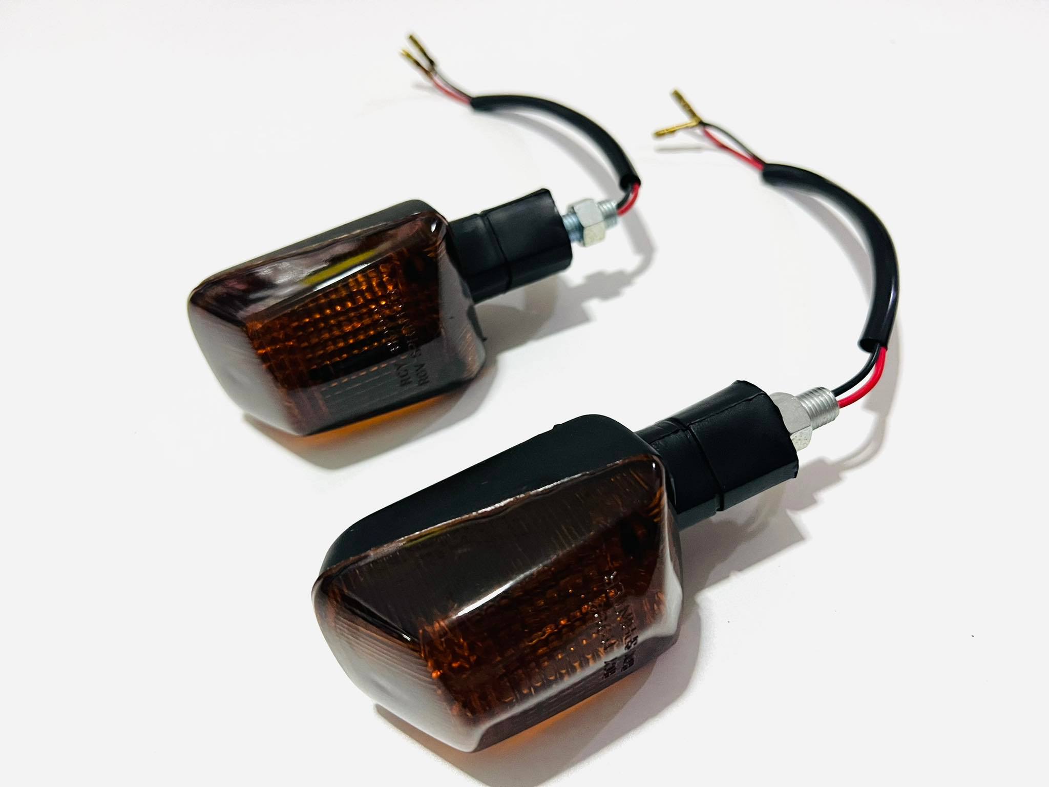 ไฟเลี้ยวrgv ซ้าย+ขวา ฝาดำ