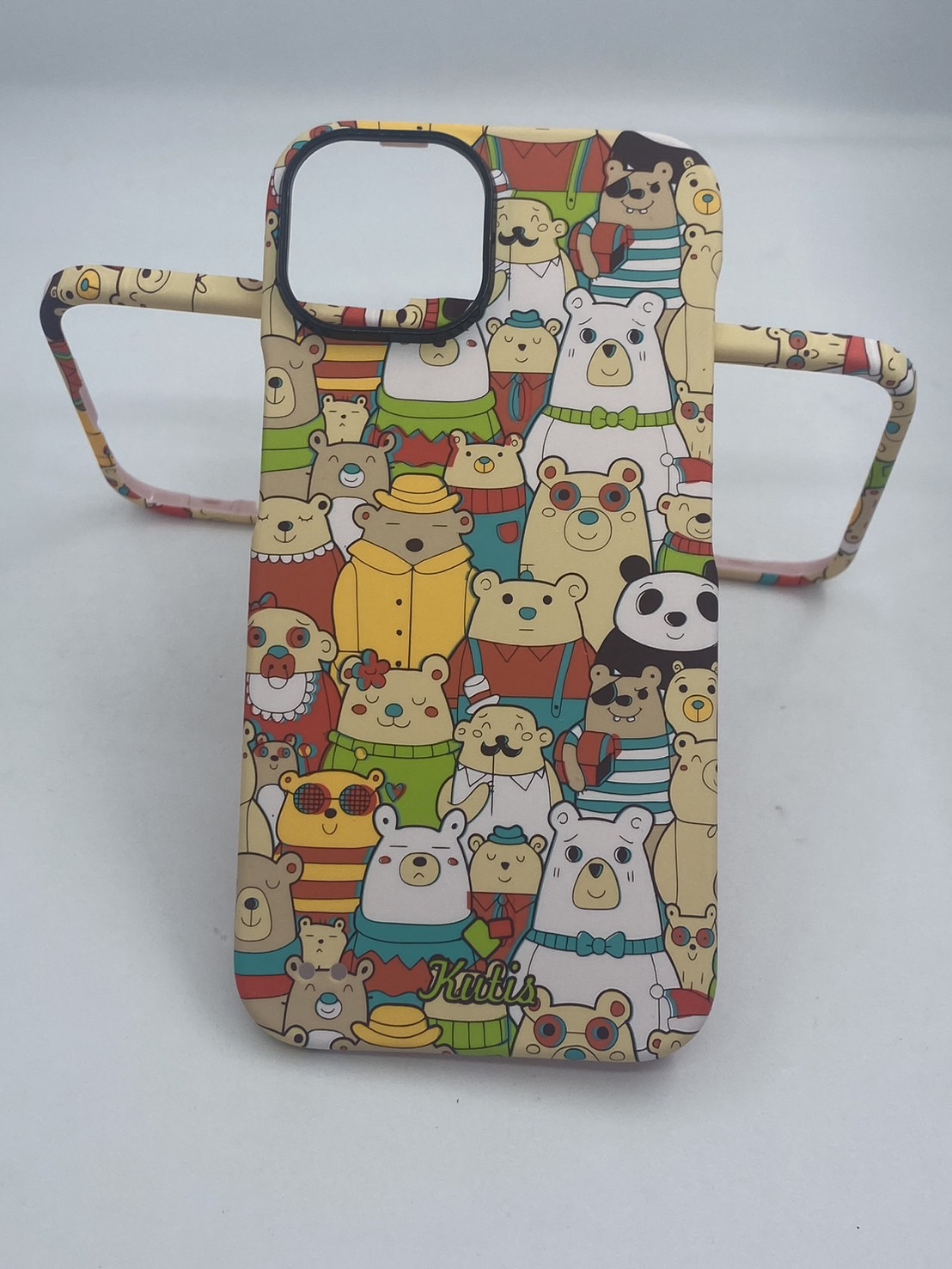 เคสคูทิส(Kutis)เคสไอโฟน14G(ลายหมีหมู่)มาใหม่ เคสประกบหน้า-หลัง เคสเรืองแสง เคสลายวินเทจ ร้านSuperhero Klongthom