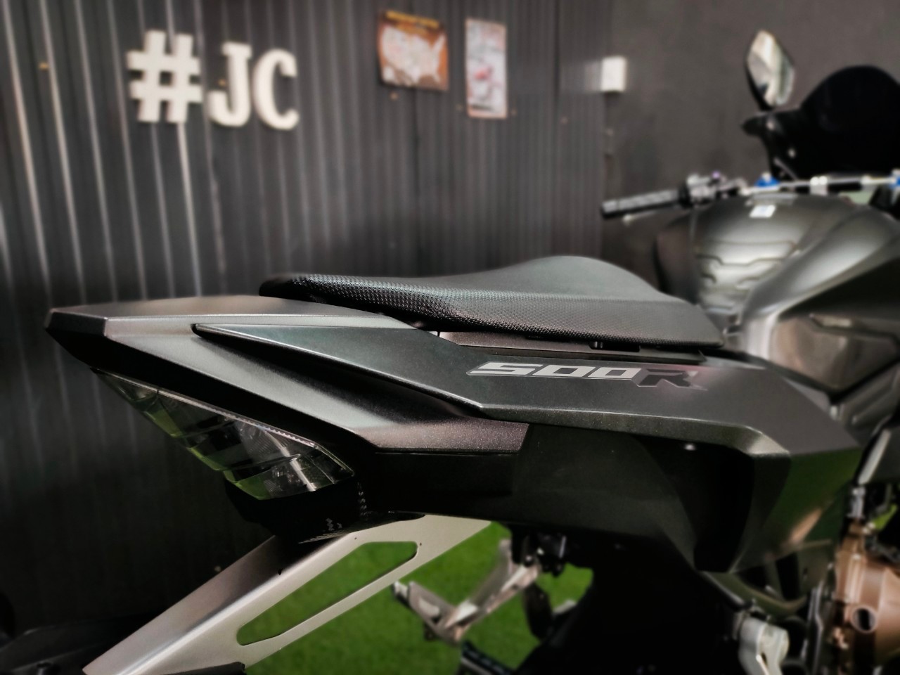 งบ 1900 ⁉️ ได้ขี่สายสปอร์ตของแต่งเพี๊ยบ 😱 จัดไป CBR500R ปลายปี2017 คันนี้เด็ด