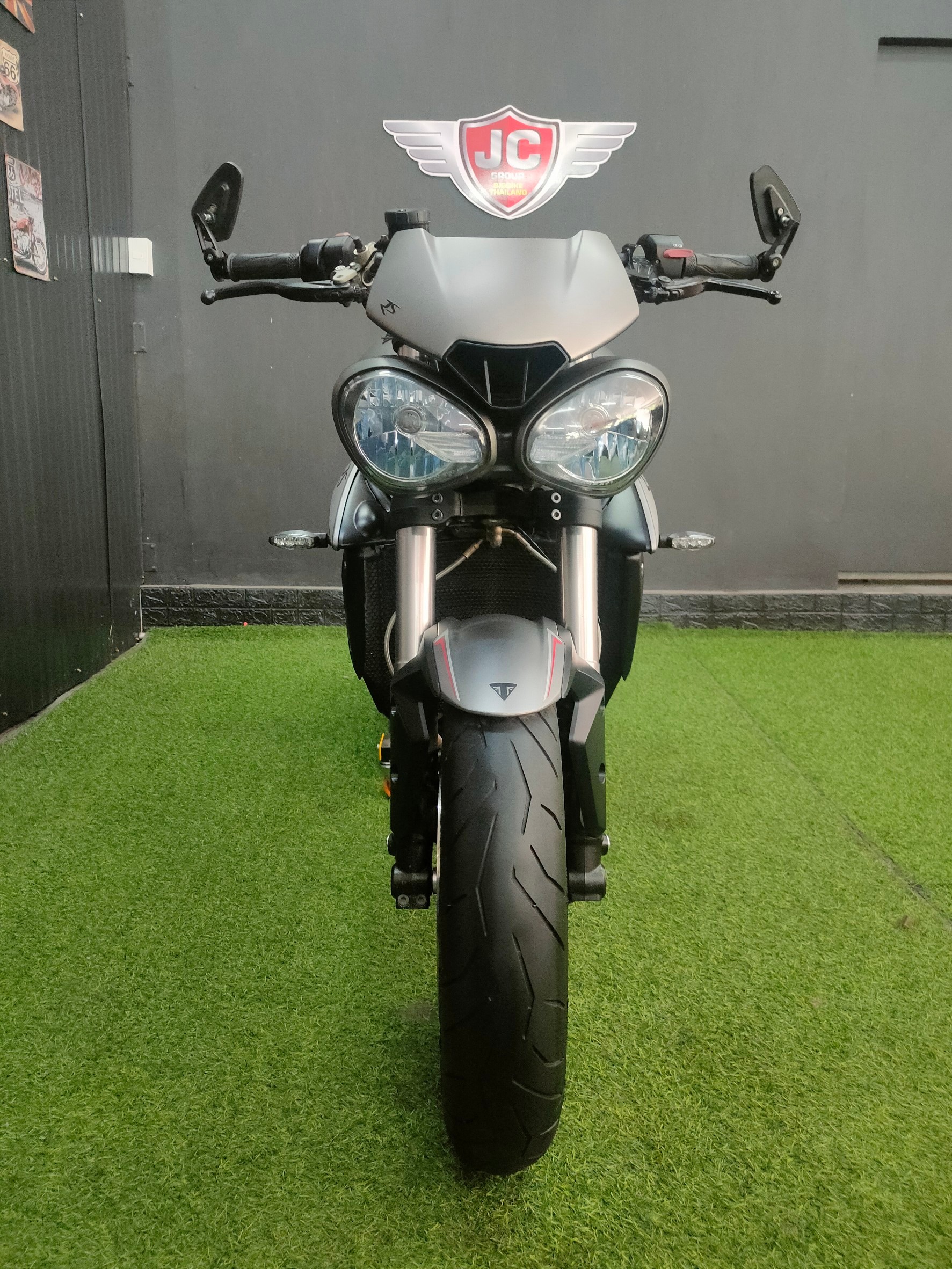 🏍💨 ที่สุดใน Naked คลาส 800 จากแดนผู้ดี 🤗 🇬🇧 Triumph 🇬🇧 Street Triple 765 RS รถออกปี 2019