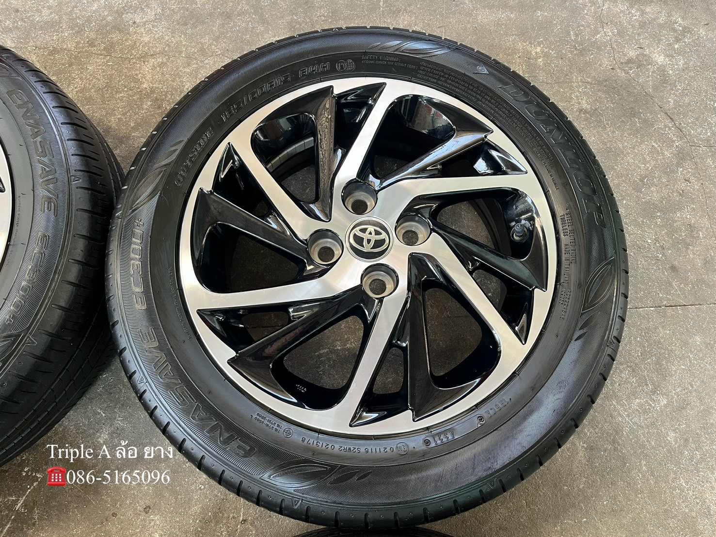 ✨ล้อแม็ก✨Toyota Yaris Ativ รุ่นใหม่ ขอบ 15 ดำหน้าเงา พร้อมยาง 185-60-15 Dunlop ปี 21