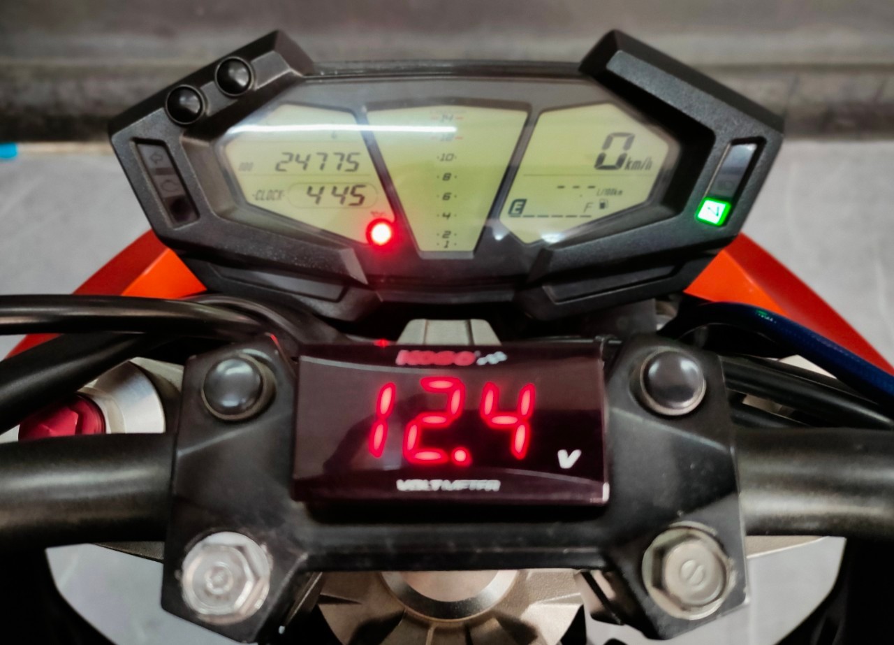 ทรงอย่างแร๊ดดด KAWASAKI Z800 ปลายปี 2013 แต่งครึ่งแสน‼️ ทรงดี ราคาโดน 😎 เซอร์วิสพร้อมใช้