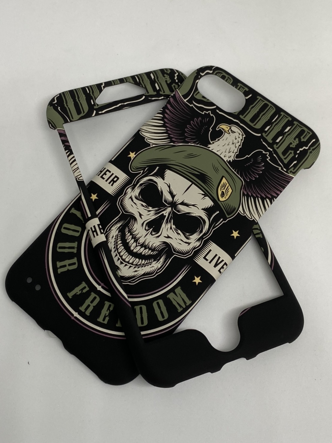 เคสคูทิส(Kutis)เคสไอโฟน7,8,SE2020(ลายYourFreedom)มาใหม่ เคสประกบหน้า-หลัง เคสเรืองแสง เคสลายวินเทจ ร้านSuperhero Klongthom