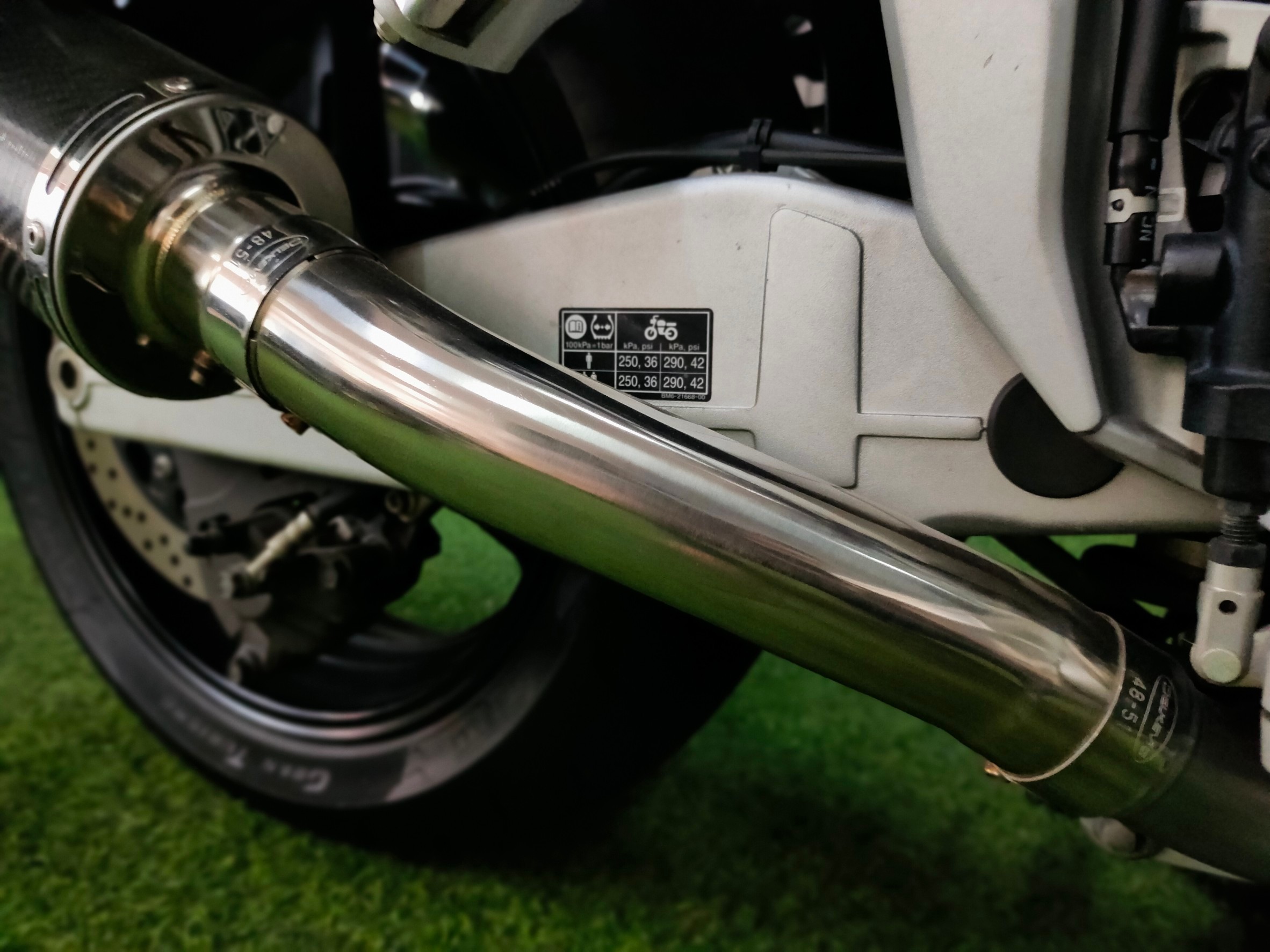 Sport Touring ตัวพรีเมียมจากค่าย YAMAHA รุ่น FJR1300AS ตัวท๊อป Autoclutch ขับเพลาปลายปี 2018 แท้สายจอดไมล์ 2,xxx 😎 โฉมปัจจุบัน...นับคันได้เลย‼️