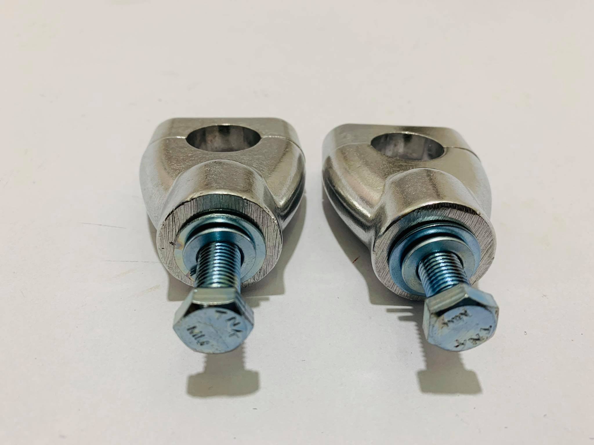 ตุ๊กตาแฮนด์ตรง 22 มิล