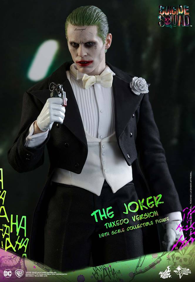 Hot Toys MMS395 SUICIDE SQUAD - THE JOKER (TUXEDO VERSION)