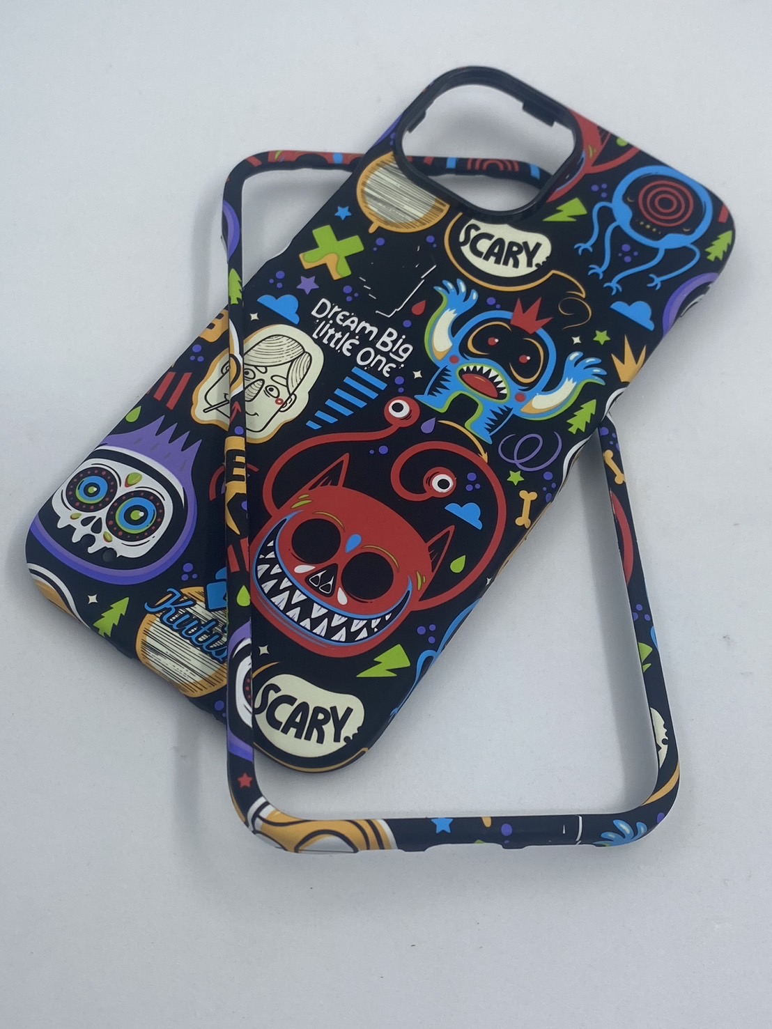 เคสคูทิส(Kutis)เคสไอโฟน14G(ลายSCARY)มาใหม่ เคสประกบหน้า-หลัง เคสเรืองแสง เคสลายวินเทจ ร้านSuperhero Klongthom