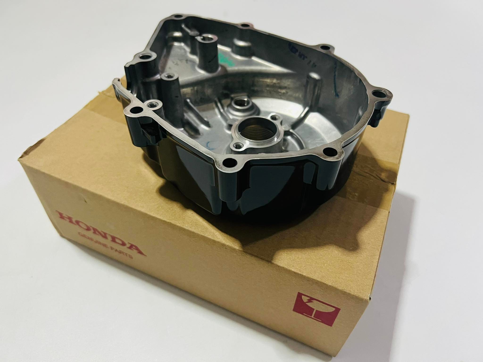 ฝาครอบจานไฟดรีม125 เวฟ125 รุ่นสตาร์ทมือ แท้ศูนย์