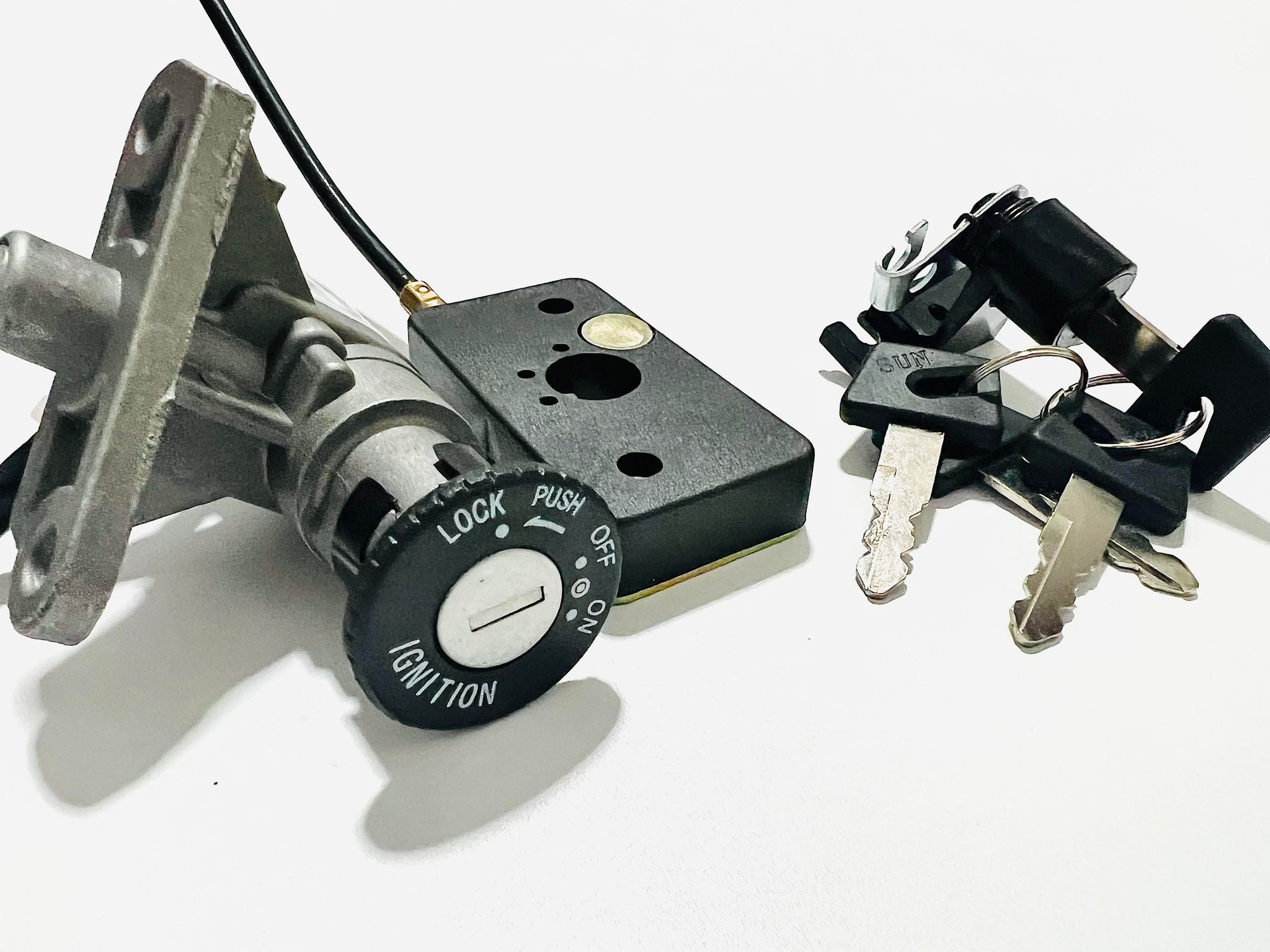 ชุดสวิทกุญแจวีว่า viva ชุดใหญ่ L22-23