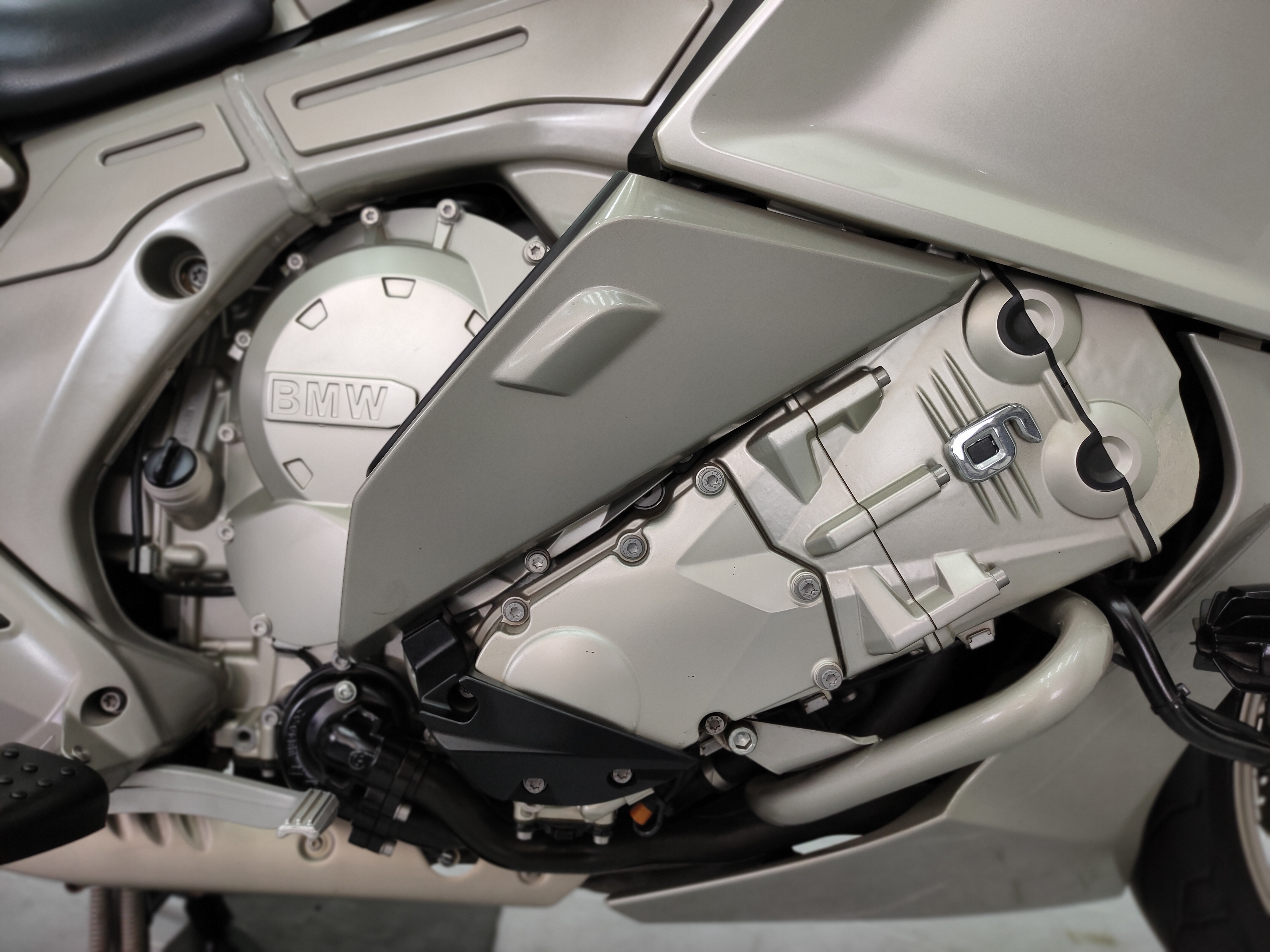 🏍️💨 ที่สุดของTouringทางดำ ✨ ฟังก์ชั่นโคตรล้ำ...ขี่โคตรสบาย✨ BMW K1600GTL ปี 2012 ออกห้าง1.69ล้าน 😱 สภาพ80แต่ราคาแค่35⁉️