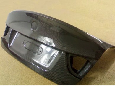 ฝากระโปรงหลัง CSL LCI Carbon Fiber BMWE90-167-0