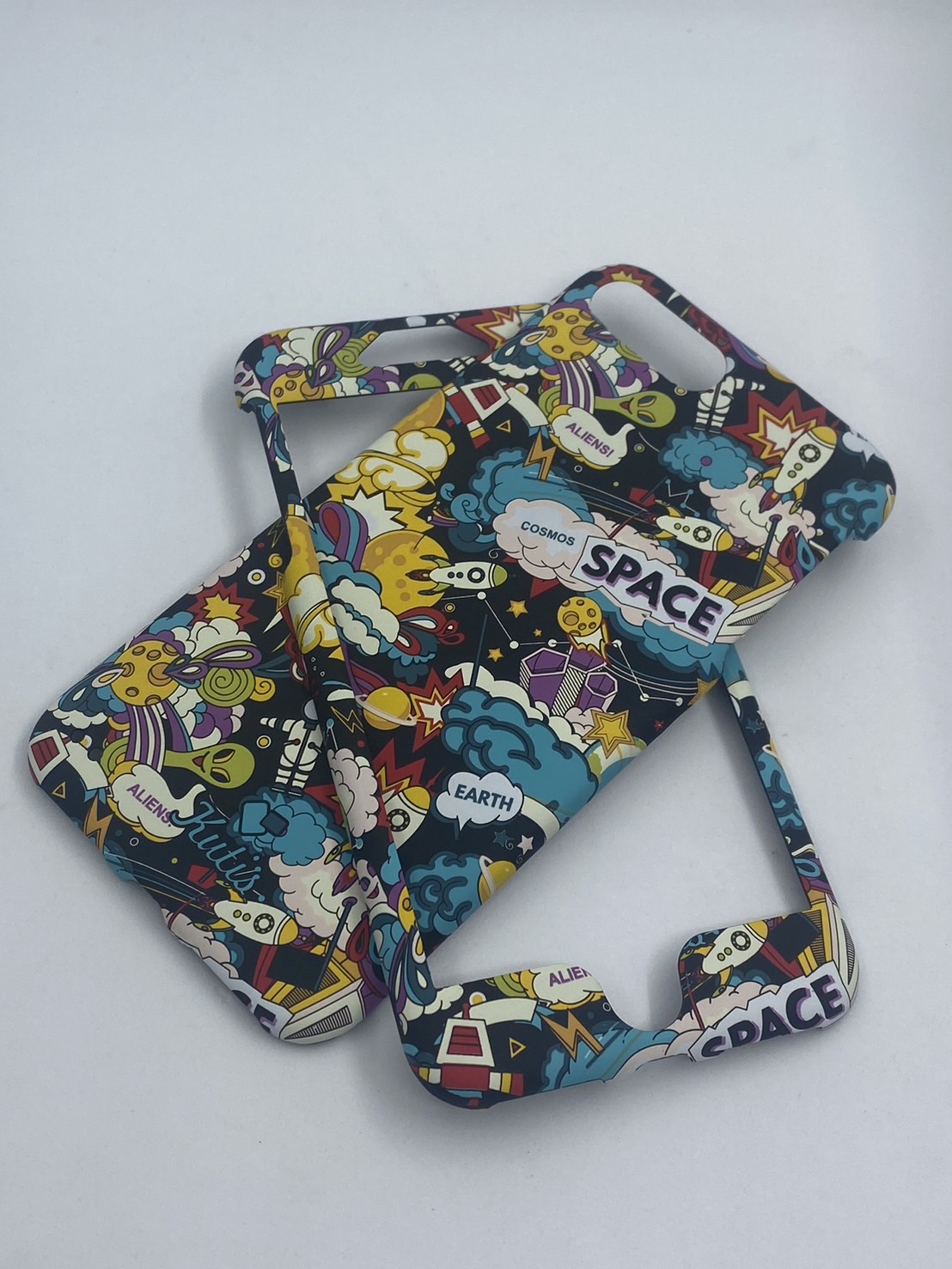 เคสคูทิส(Kutis)เคสไอโฟน7พลัส,8พลัส(ลายSPACE)มาใหม่ เคสประกบหน้า-หลัง เคสเรืองแสง เคสลายวินเทจ ร้านSuperhero Klongthom