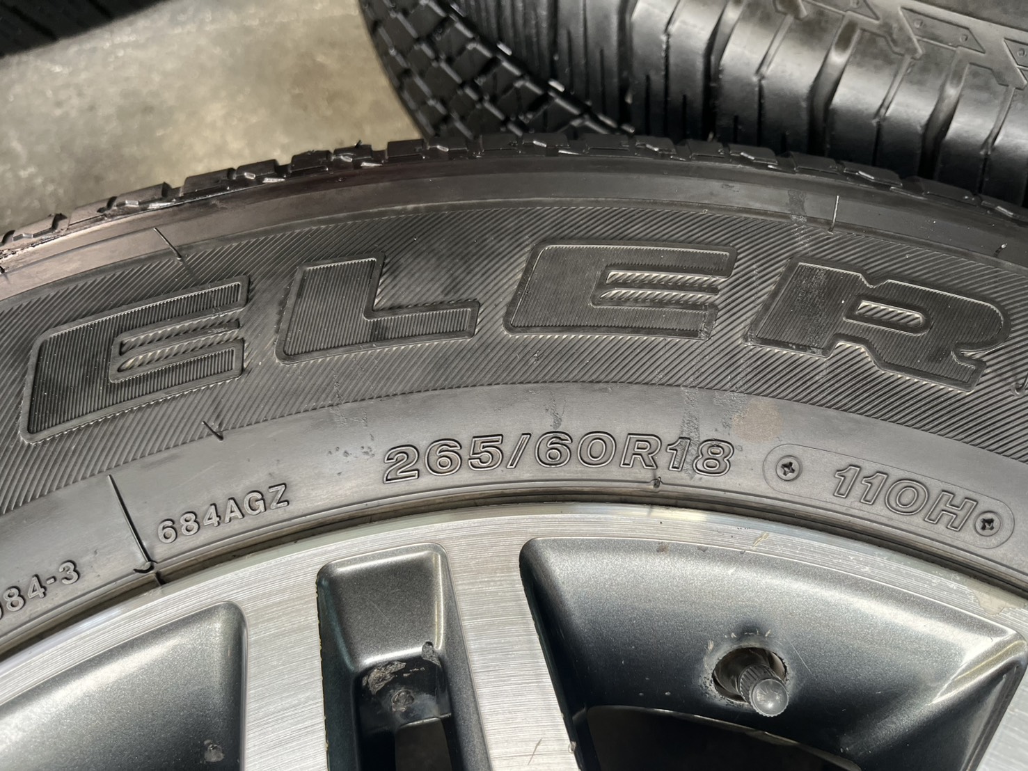 ✨ล้อแม็ก✨Toyota Fortuner ตัวท็อป ขอบ 18 พร้อมยาง 265-60-18 Bridgestone🌟ปลายปี 23🌟