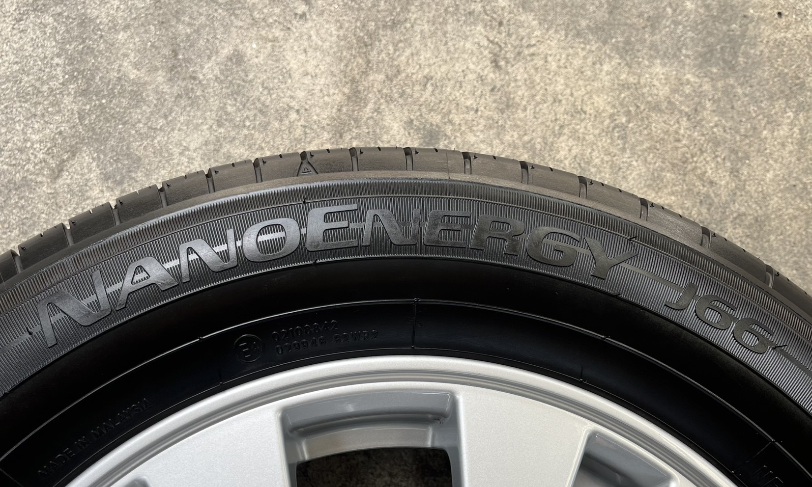 ✨ล้อแม็กพร้อมยางป้ายแดง✨5รู114 Nissan Serena รุ่นใหม่ล่าสุด ขอบ 15💖ใหม่กริ๊บ💖