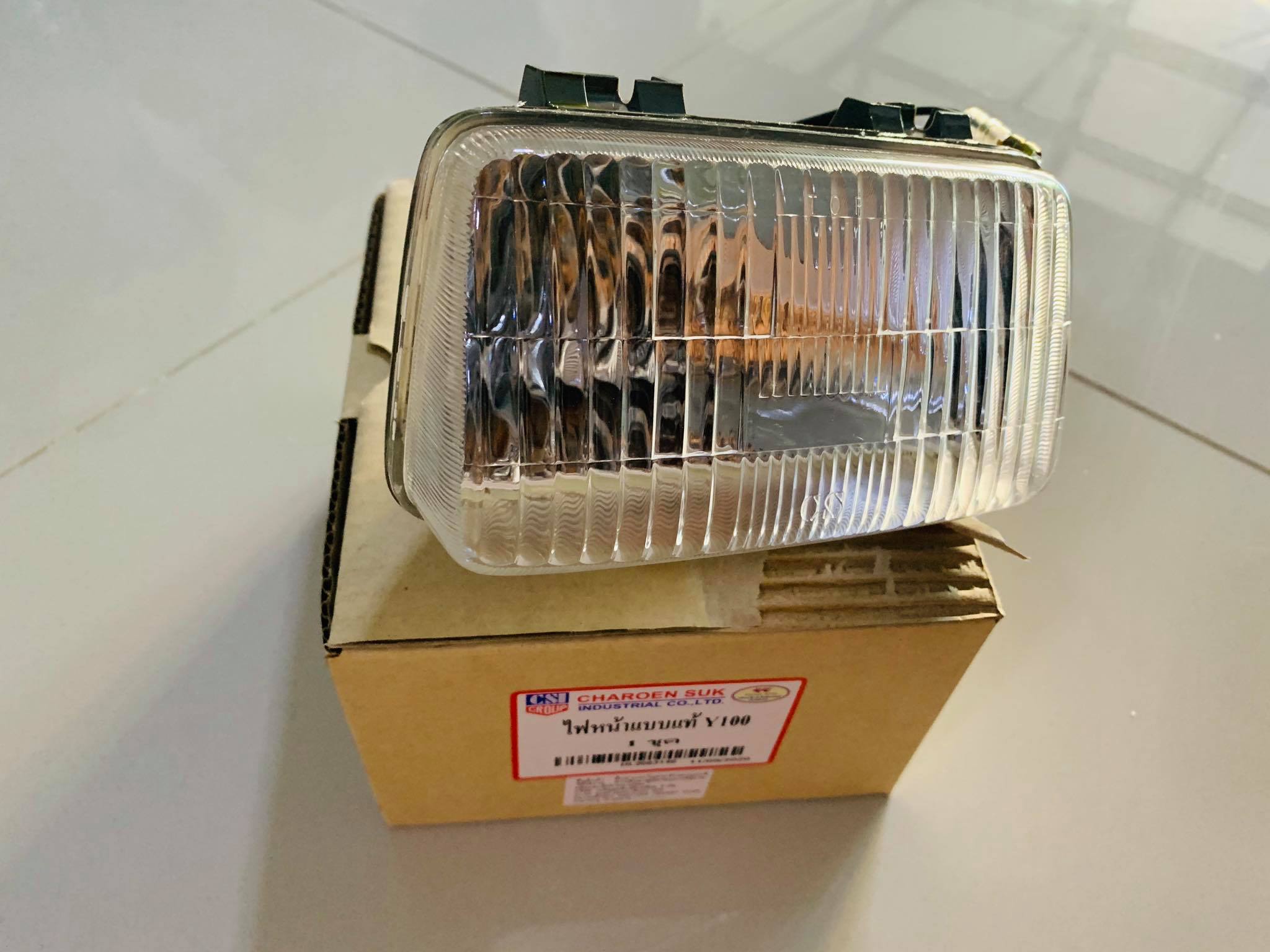 ไฟหน้าy100 mate100แบบแท้ พร้อมหลอดไฟ+ขั้วไฟ ใช้งานได้เลย