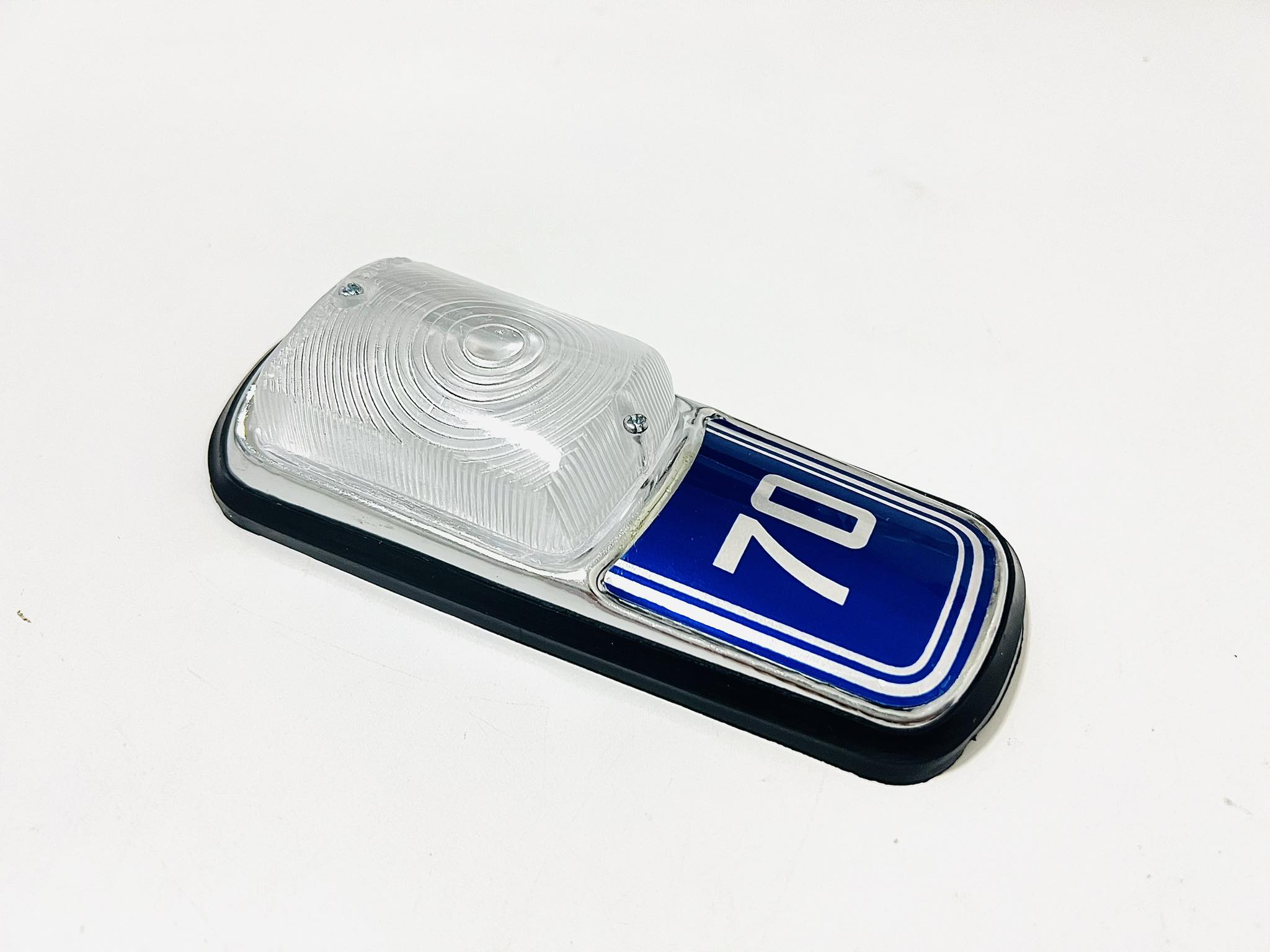 ไฟหรี่c70 L6-7