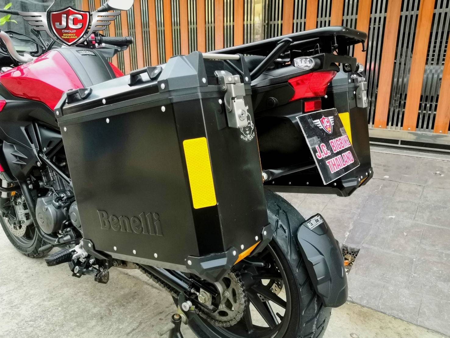 TRK502_abs จดทะเบียนปี 2020 สวยๆใสๆอ๊อปชั่นเต็มคัน